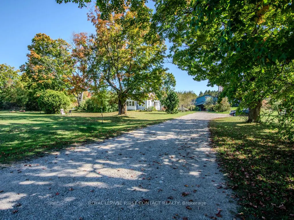 2041 Flos 4 Road W