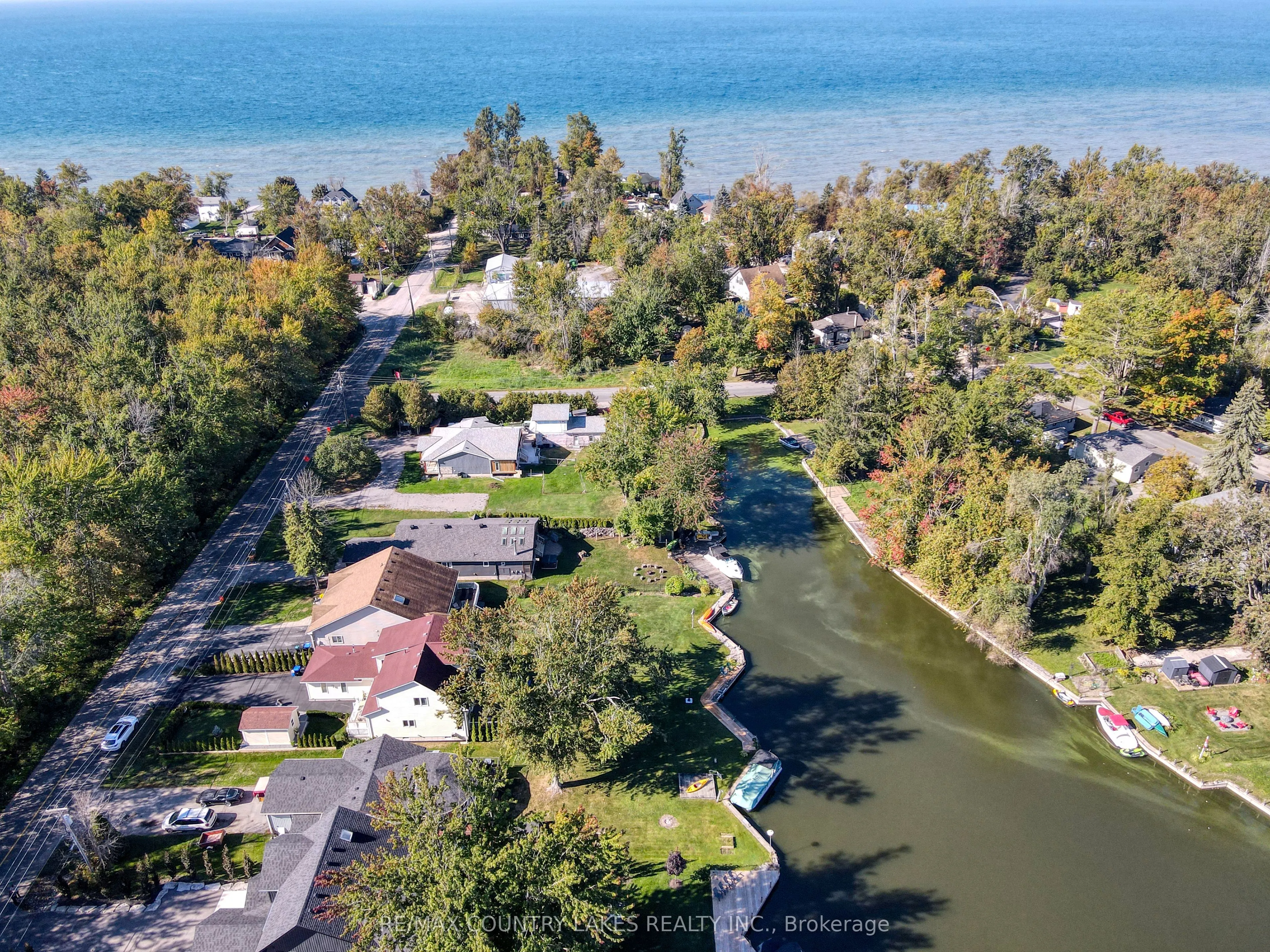 34 Simcoe Road