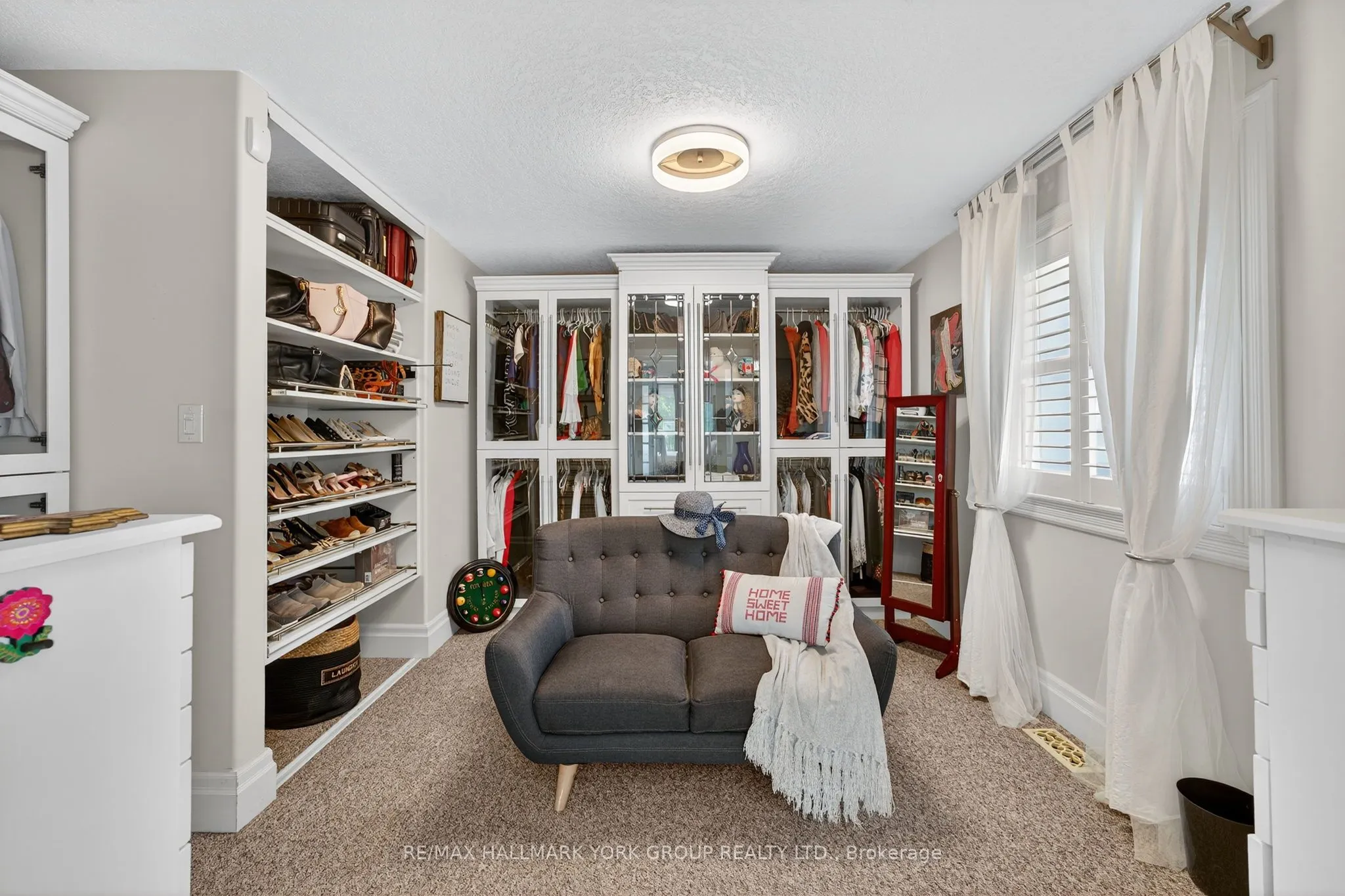 93 Seline Crescent