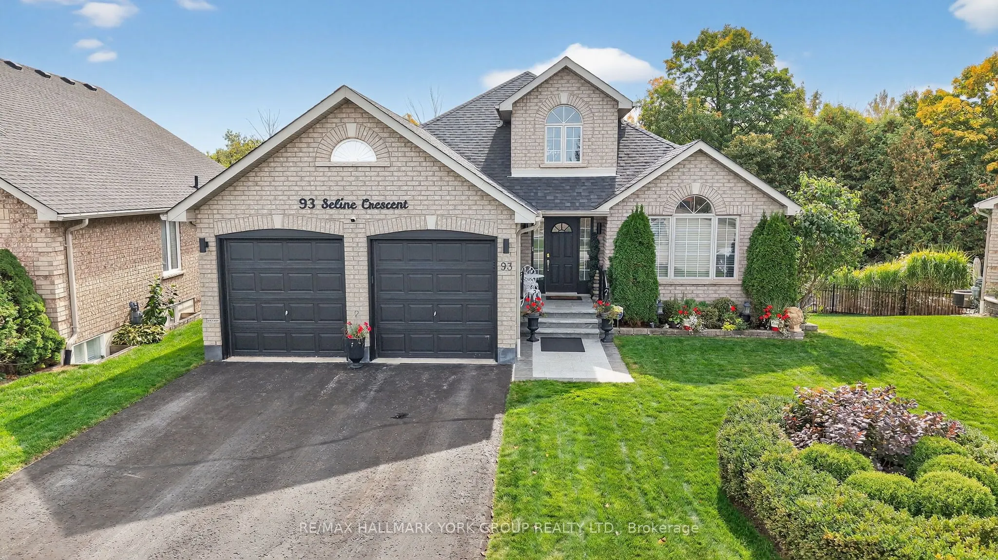 93 Seline Crescent