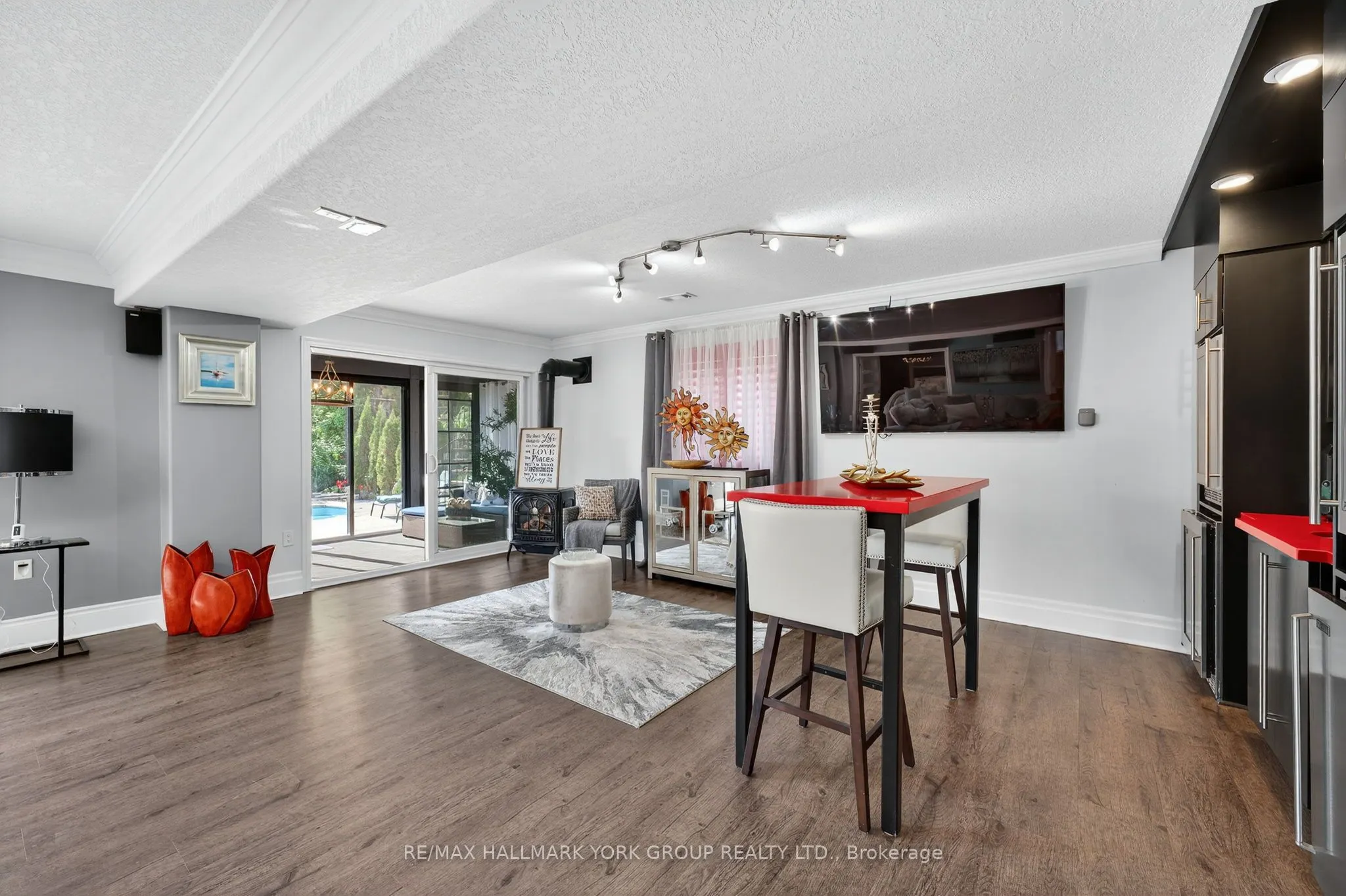 93 Seline Crescent