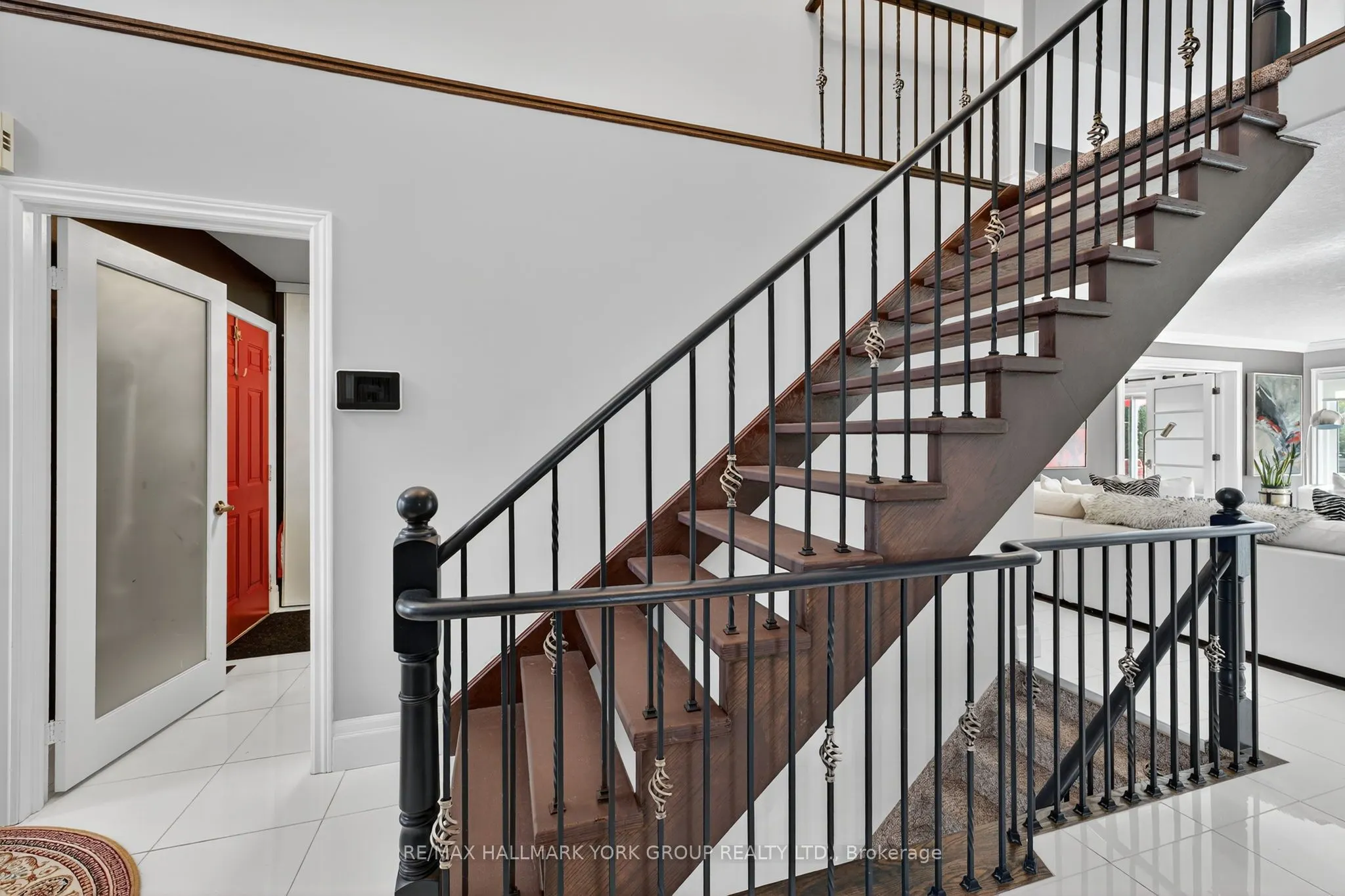 93 Seline Crescent