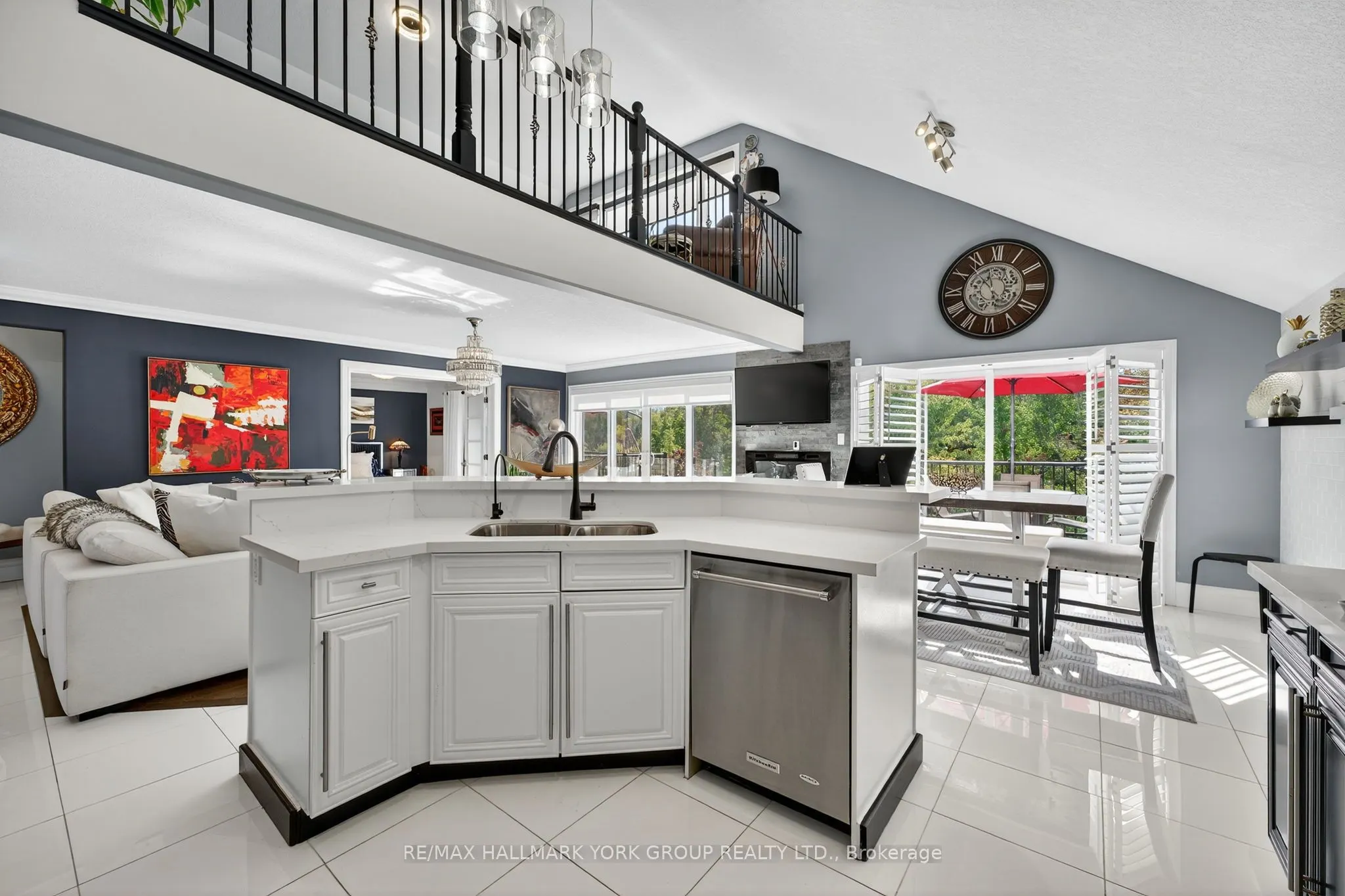 93 Seline Crescent