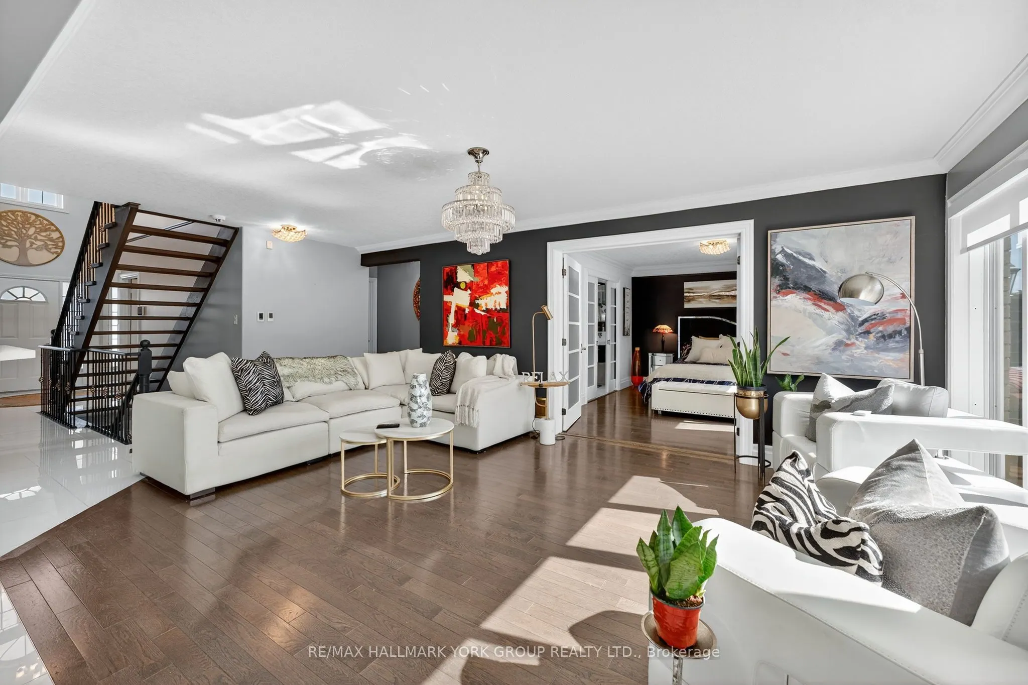 93 Seline Crescent