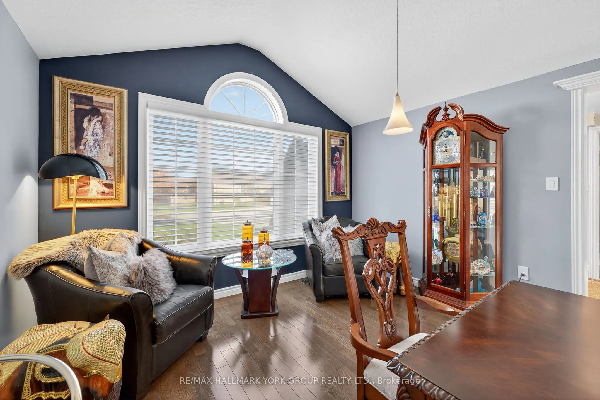 93 Seline Crescent