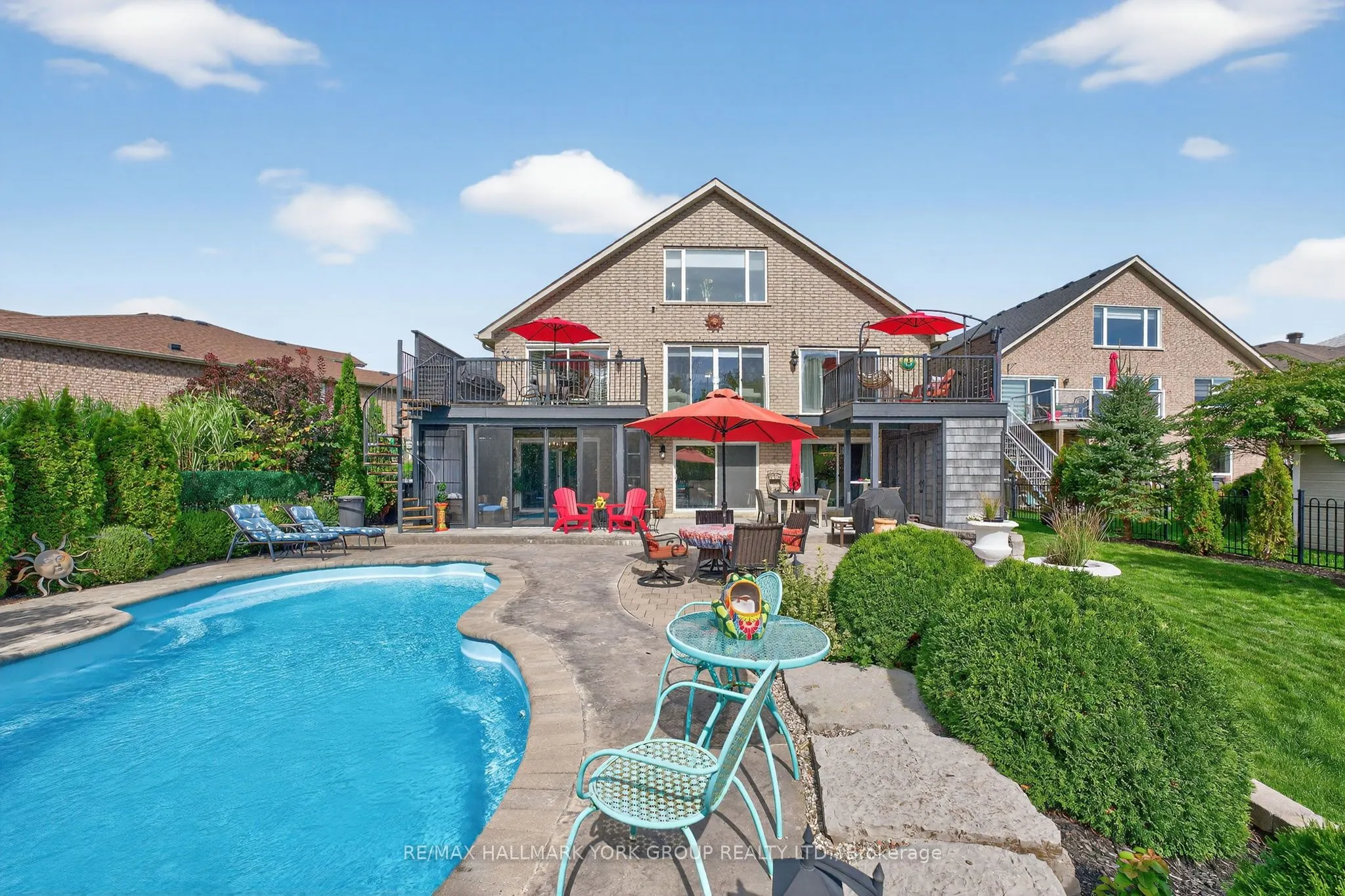 93 Seline Crescent