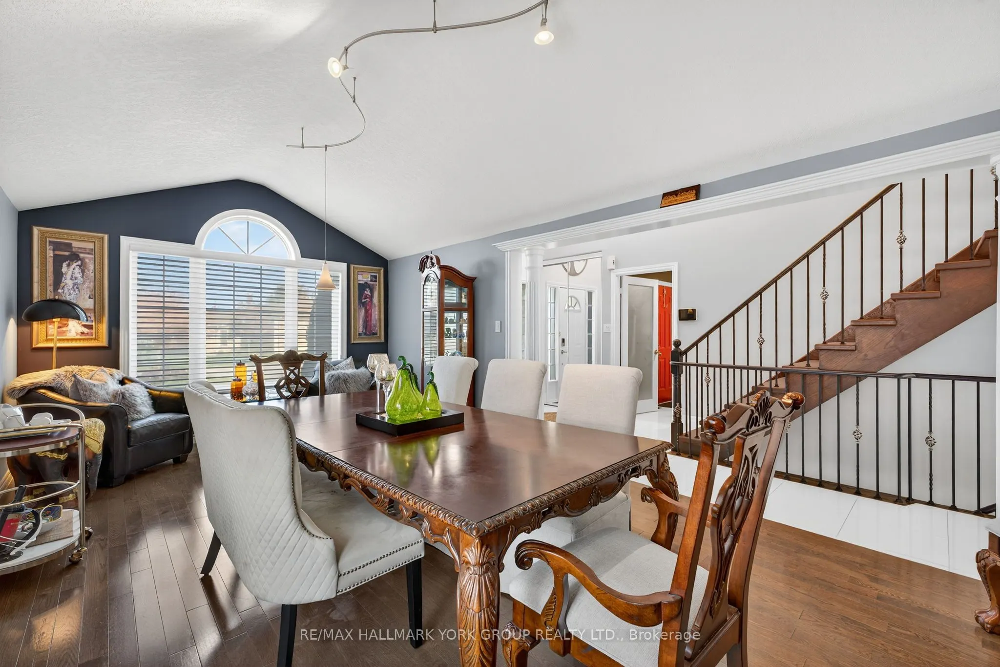 93 Seline Crescent