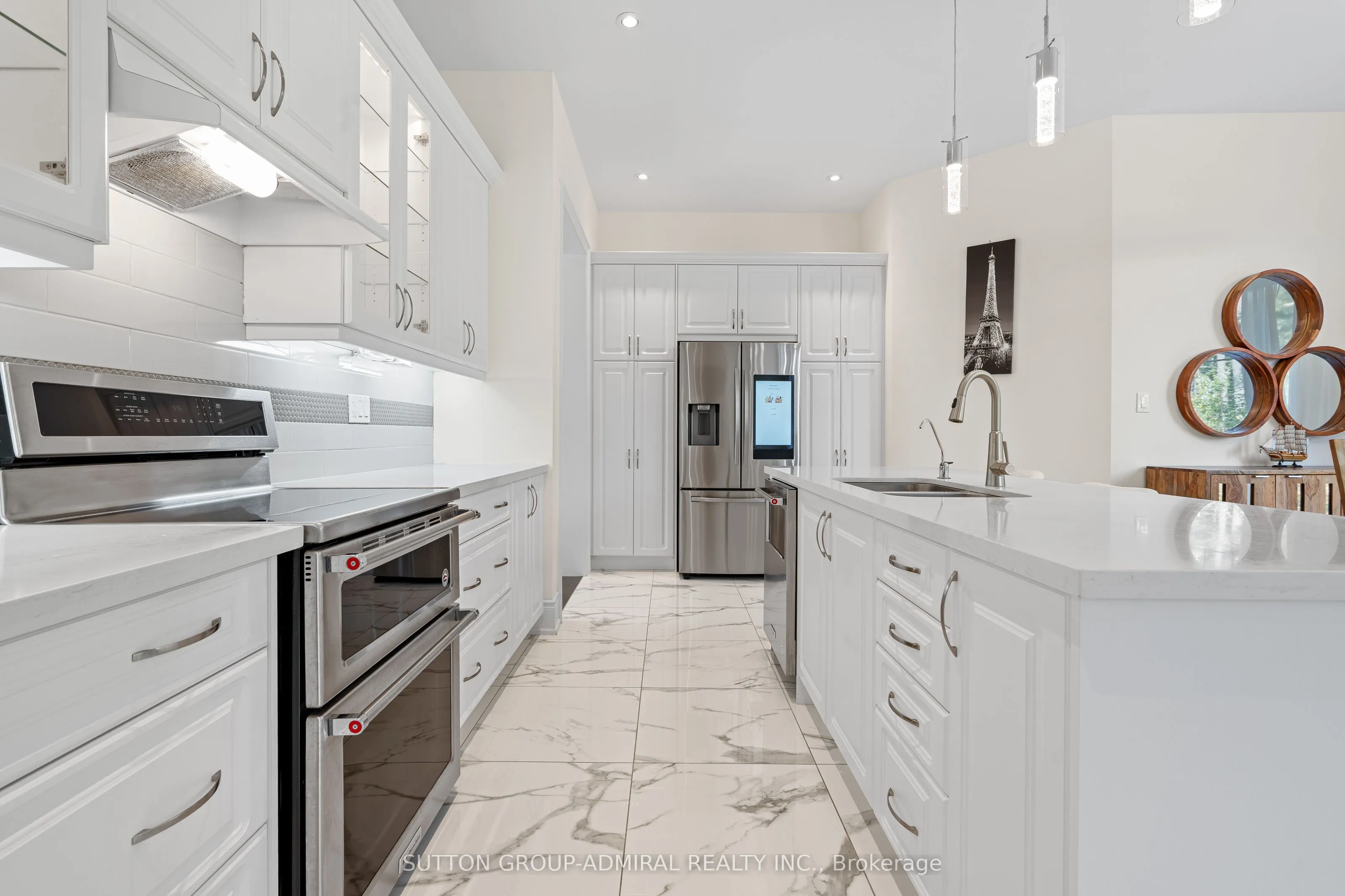 1 Redmond Crescent