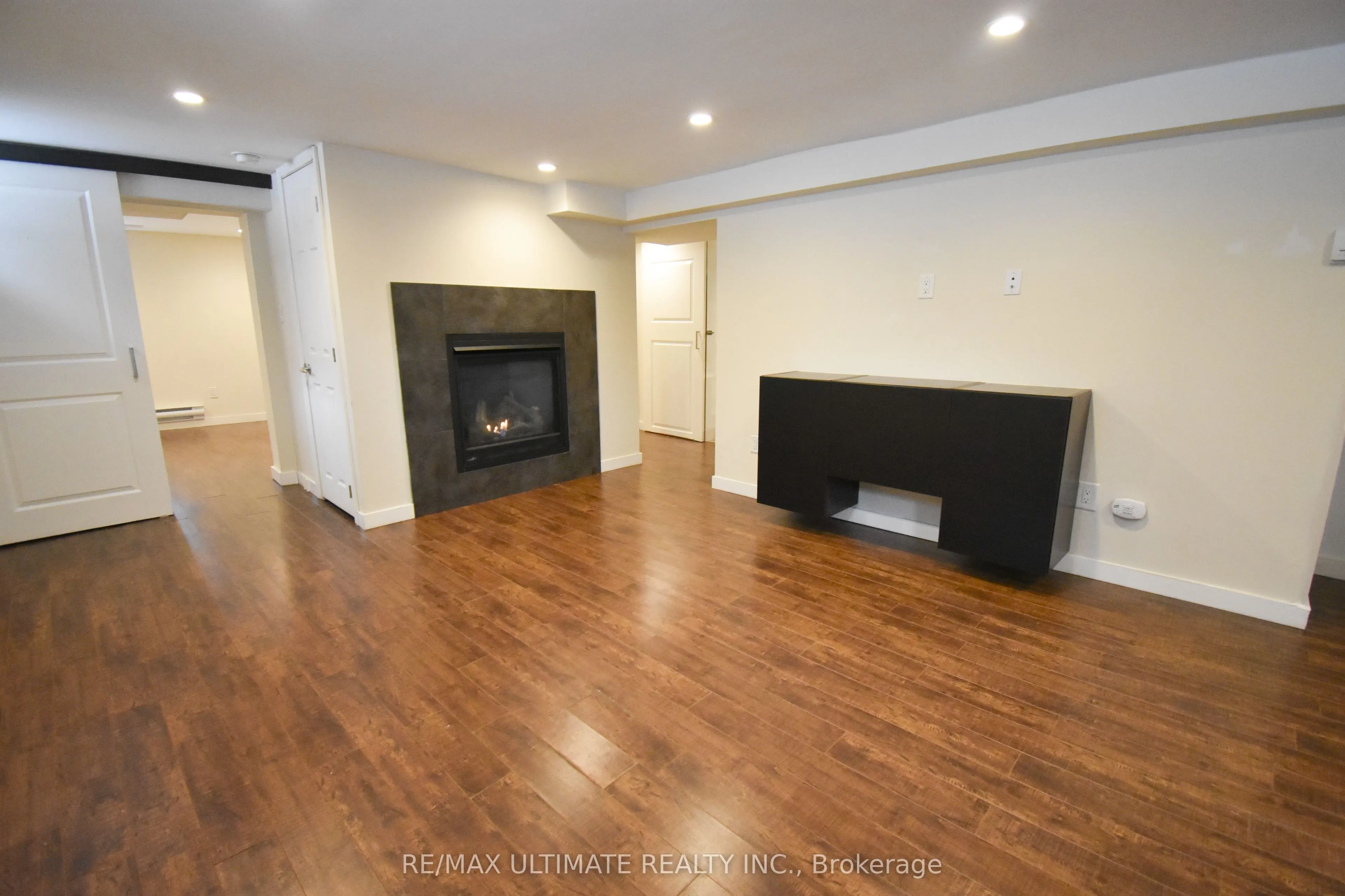 205 Innisfil Street, #B
