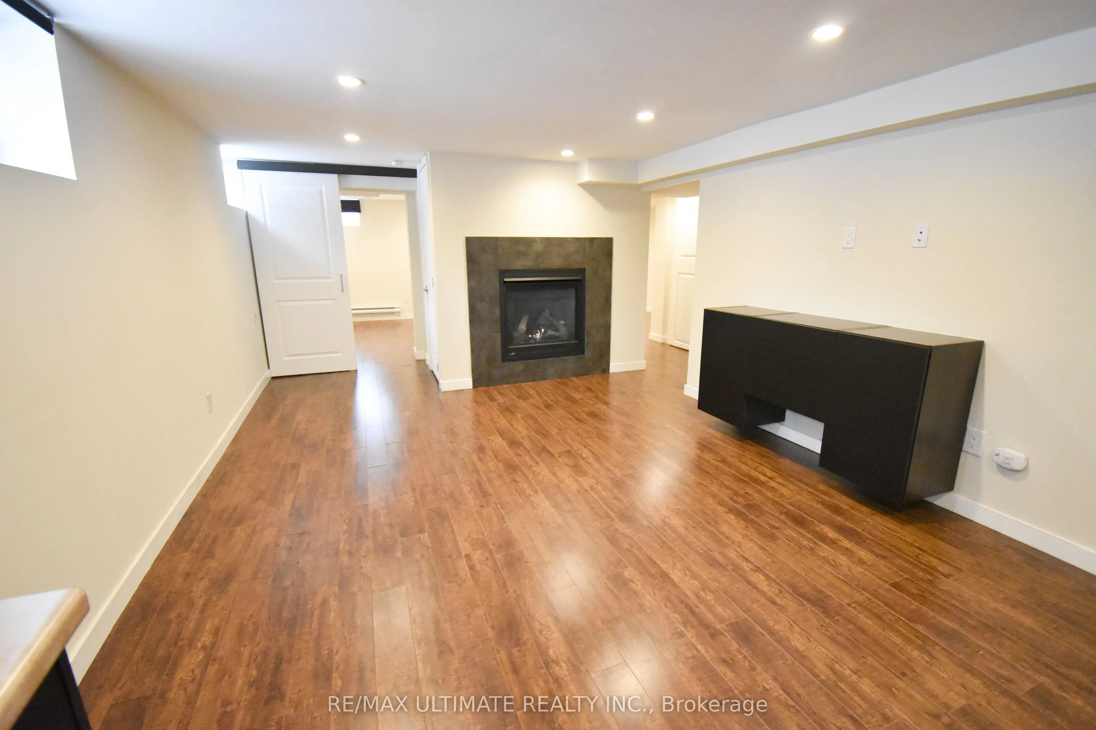 205 Innisfil Street, #B