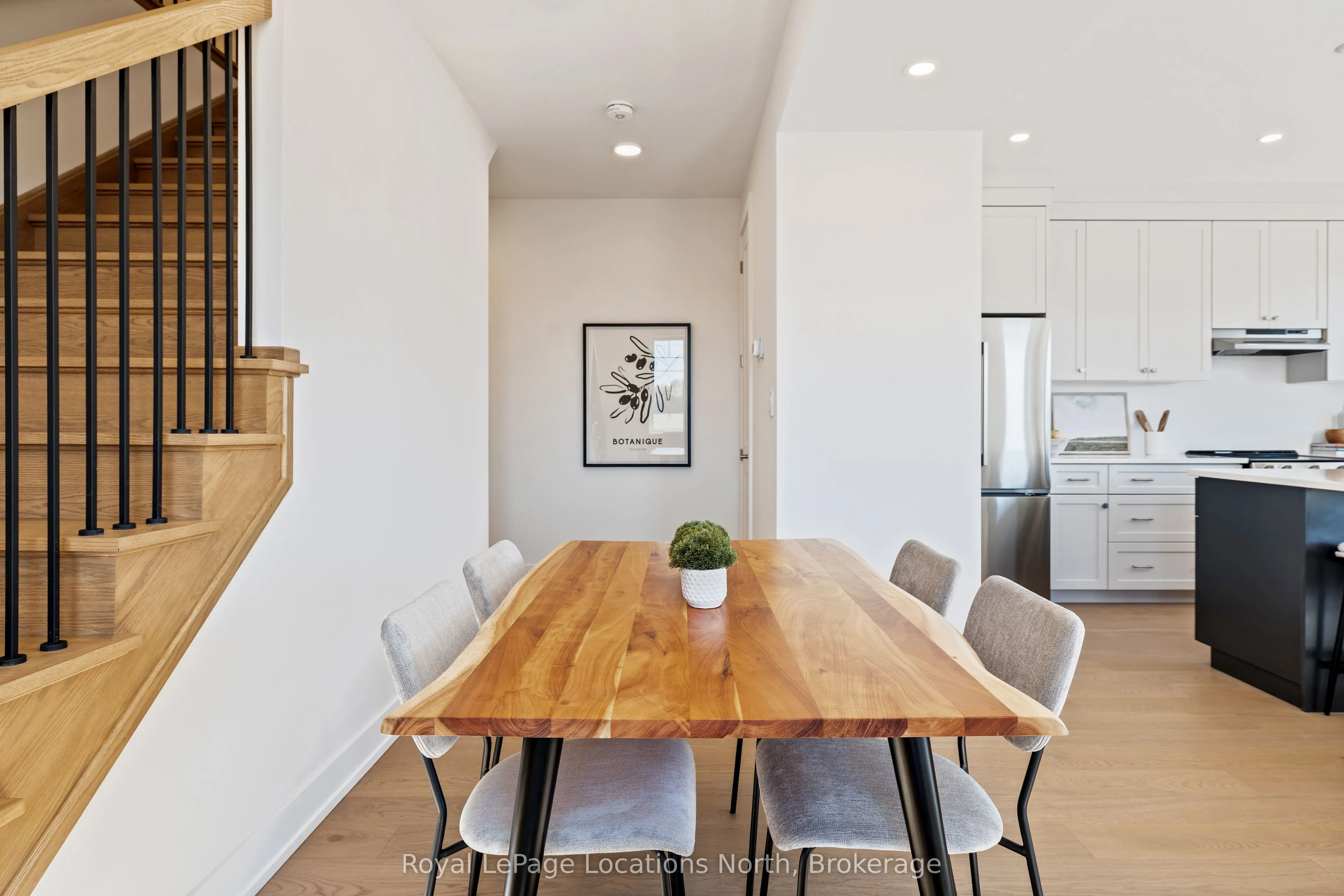 42 Swain Crescent, #NA