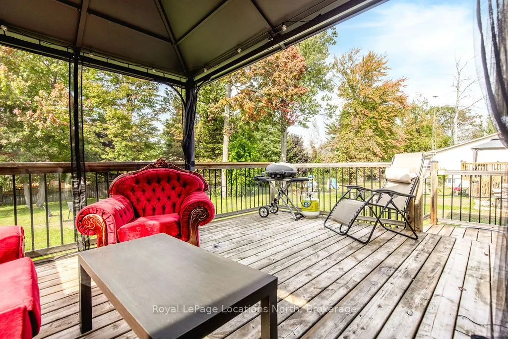 52 ROYAL BEECH Drive