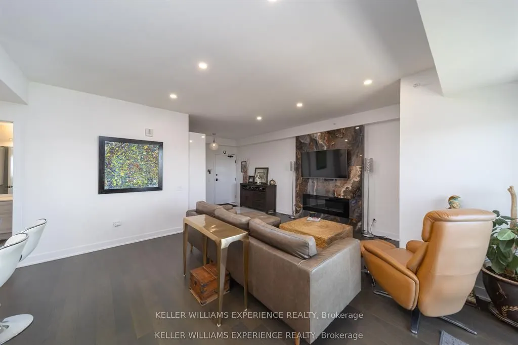 8 Culinary Lane, #601