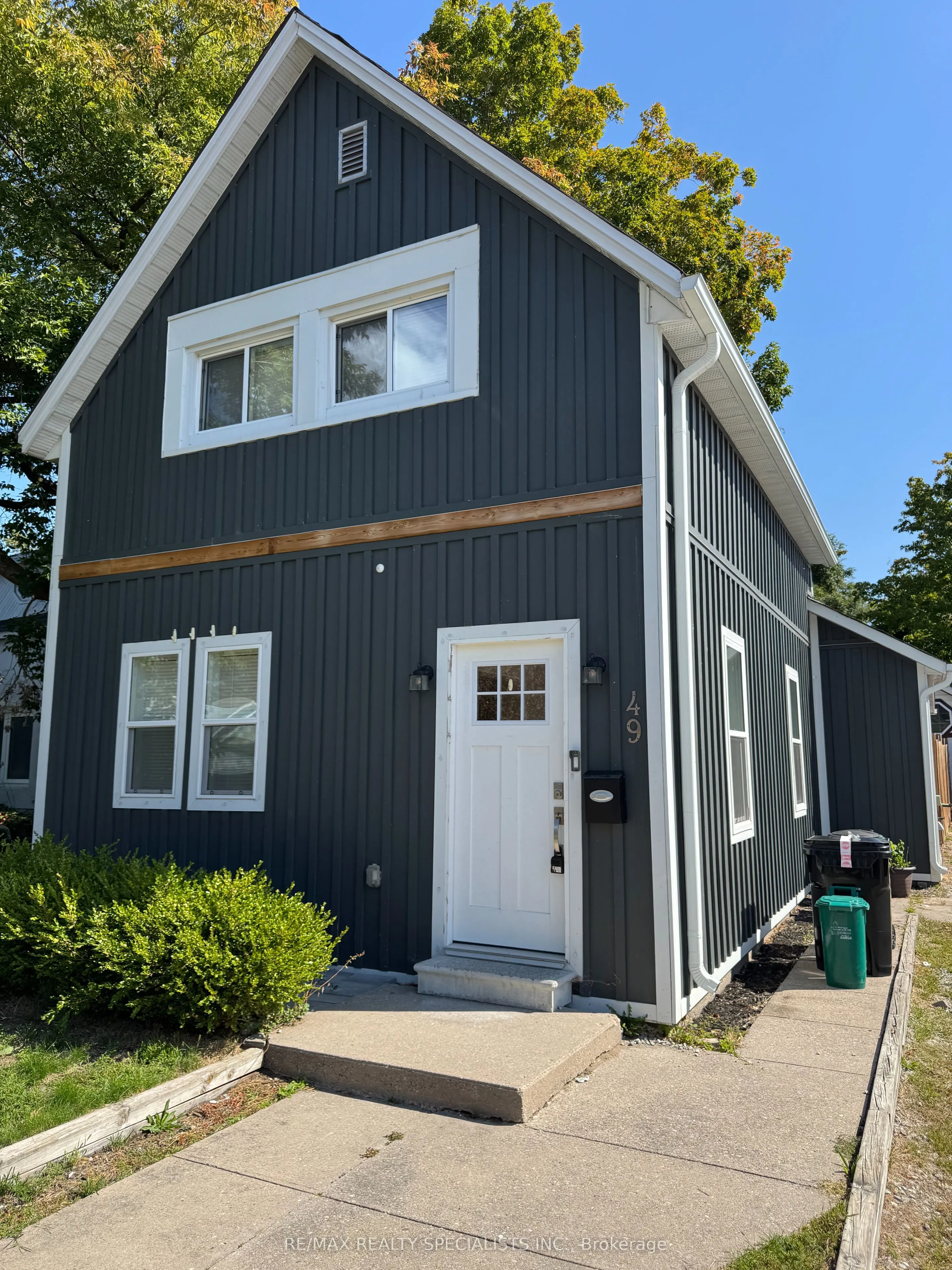 49 Sanford Street