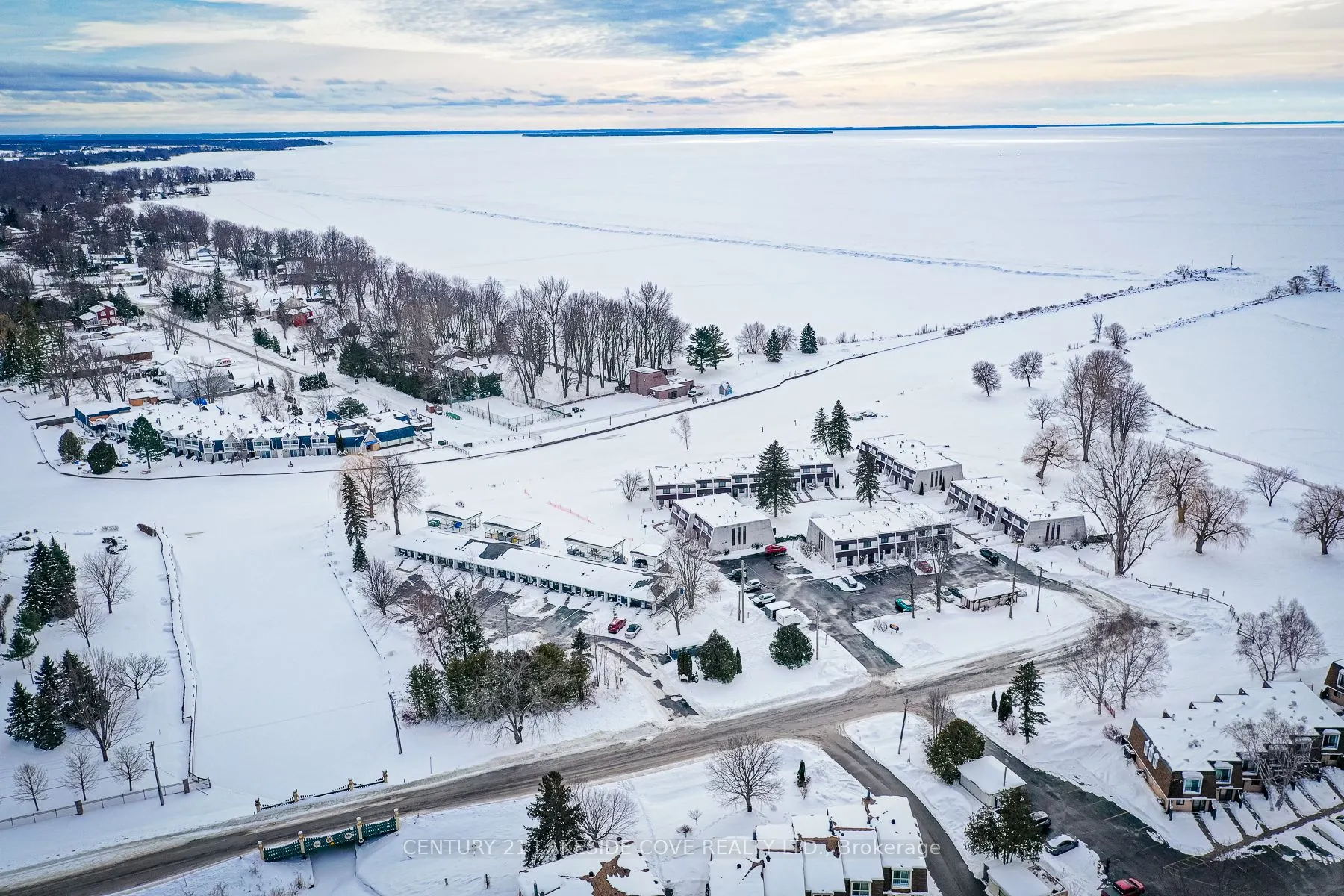 1 Paradise Boulevard S, #Unit 27