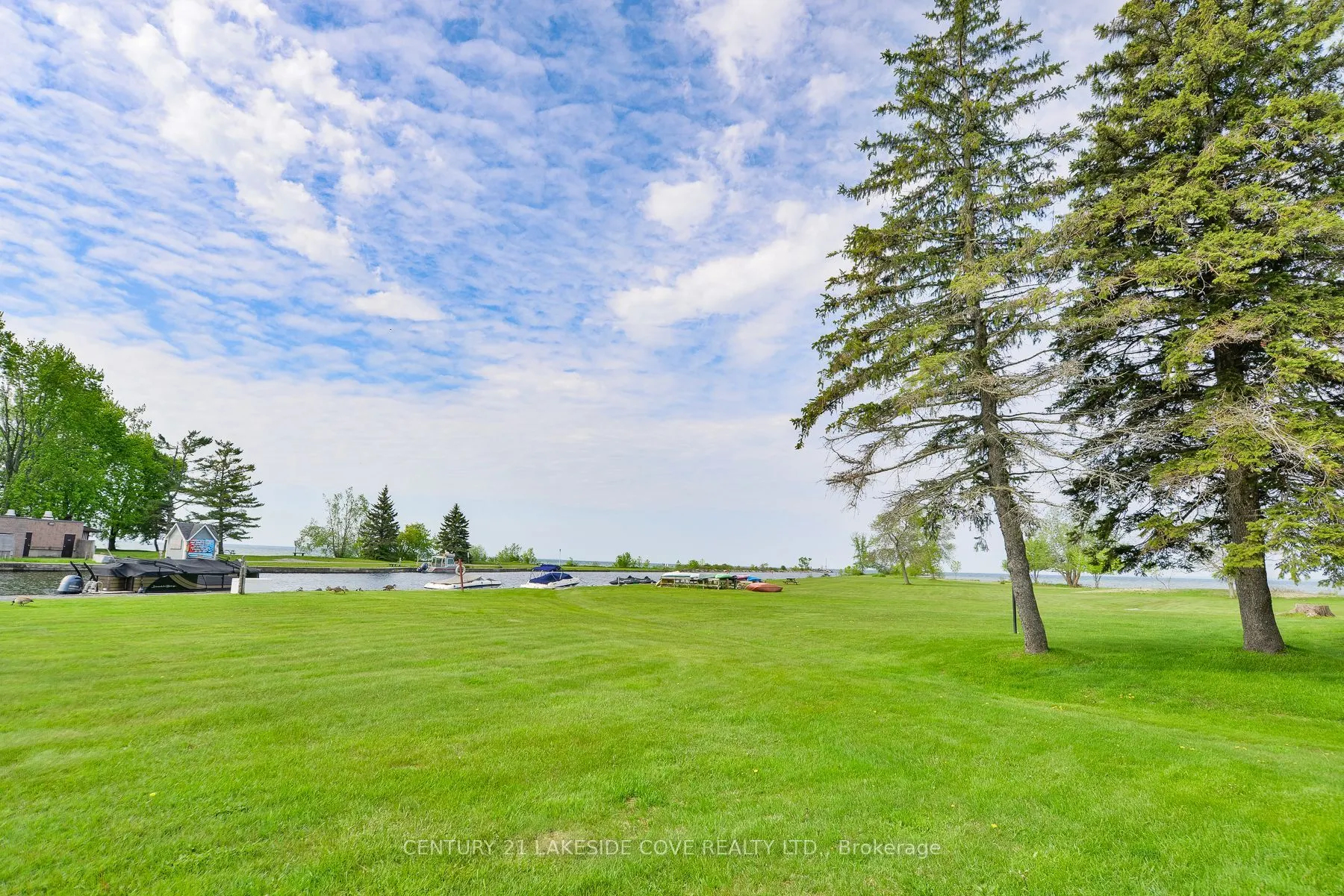 1 Paradise Boulevard S, #Unit 27