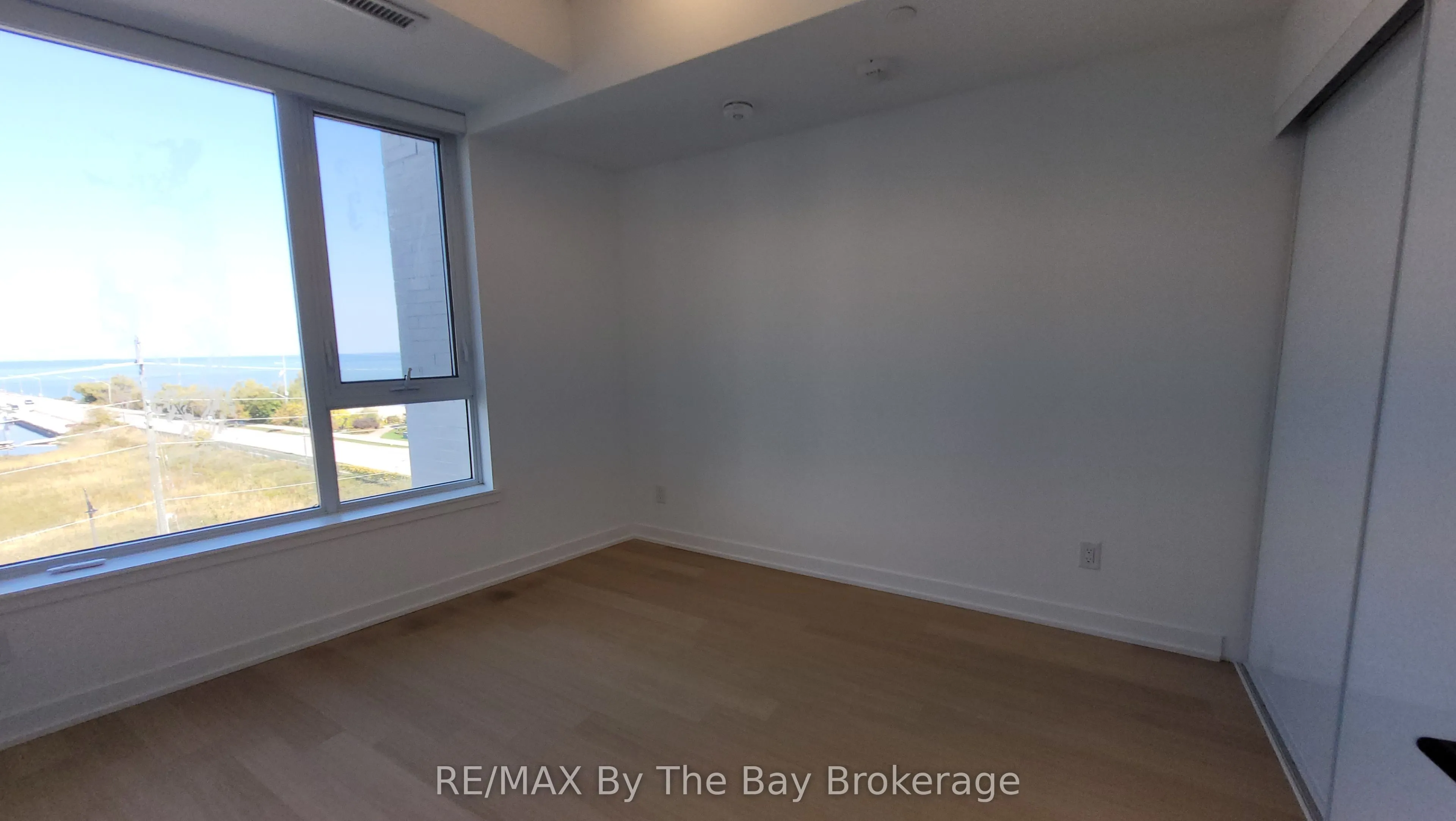 31 Huron Street, #502