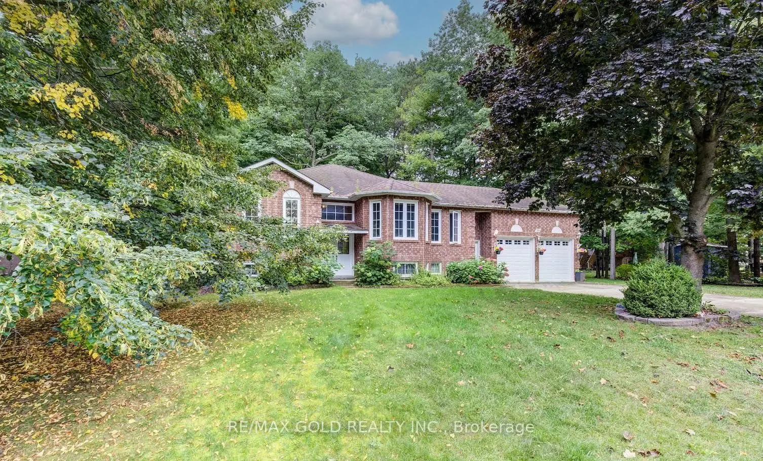 39 Downer Crescent