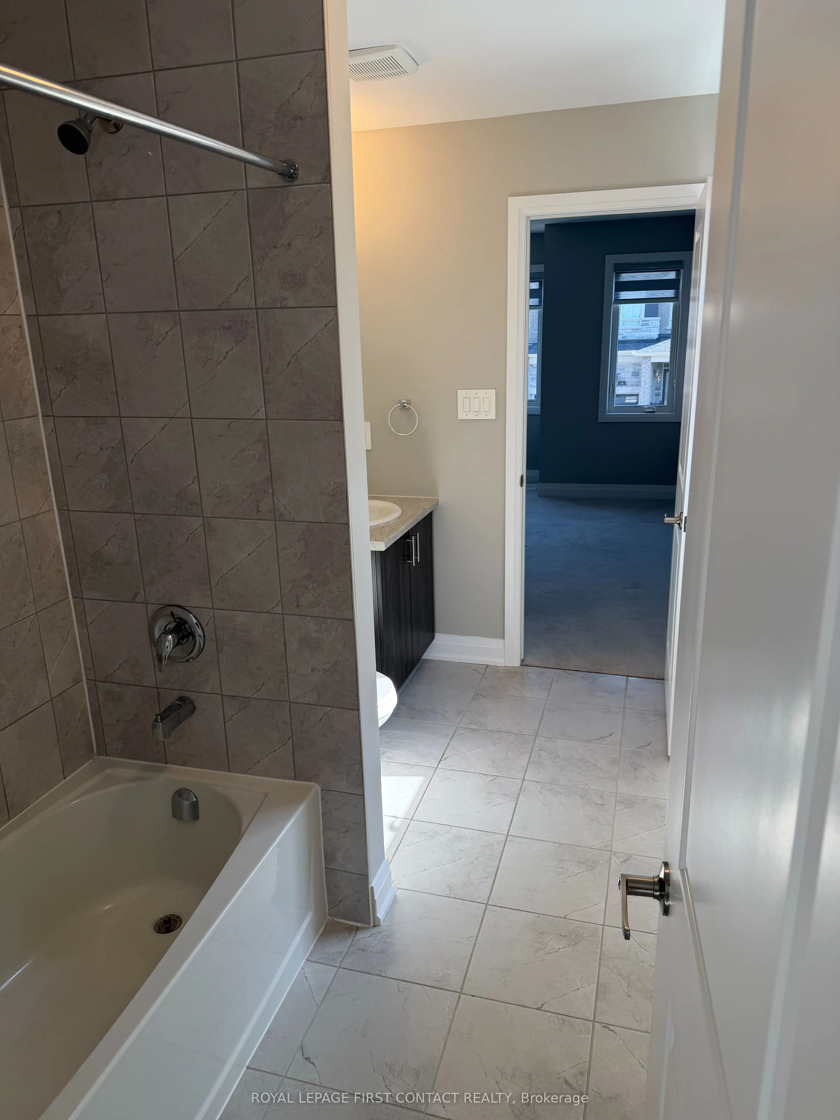 25 Paddington Grove, #Upper