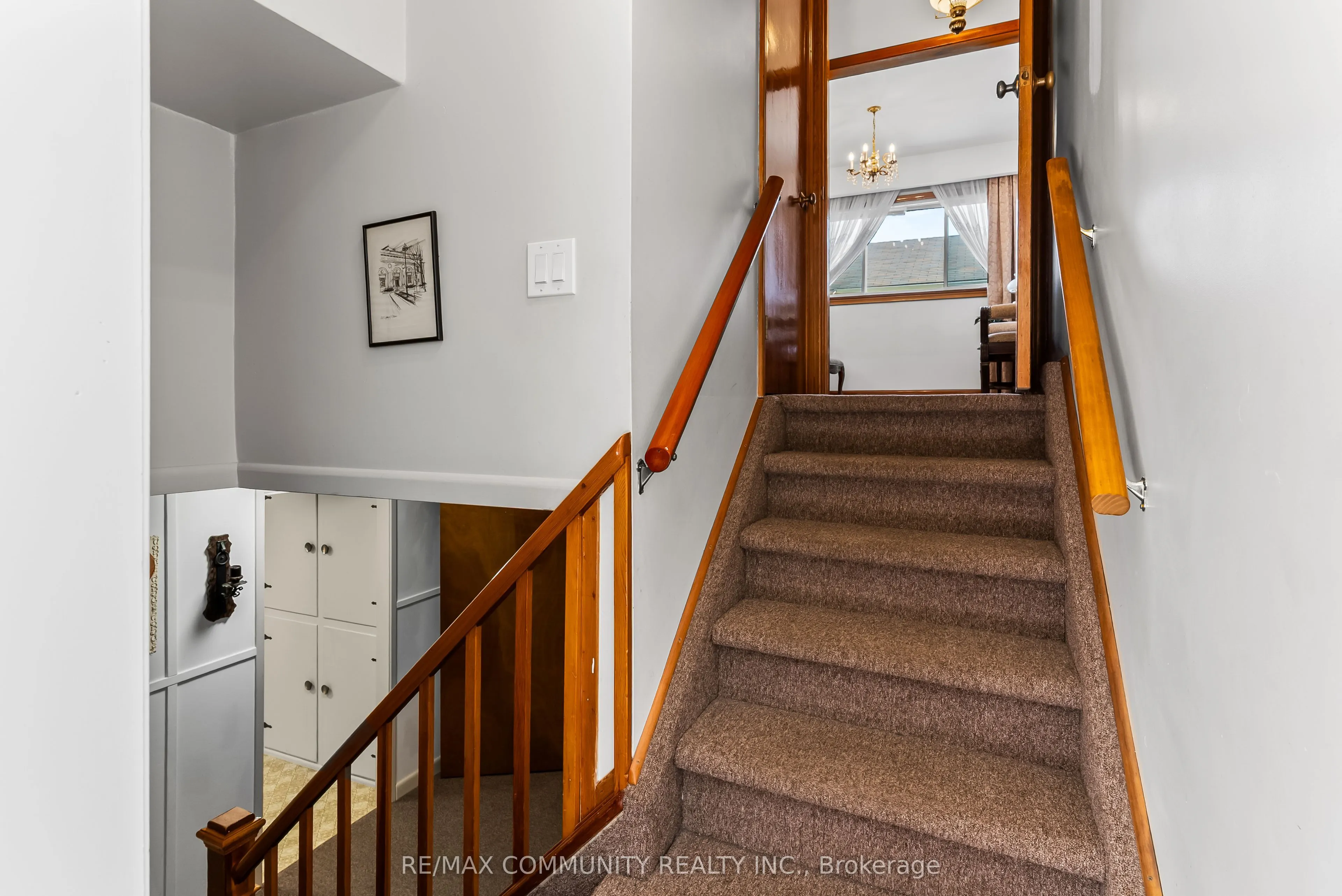 287 John Street