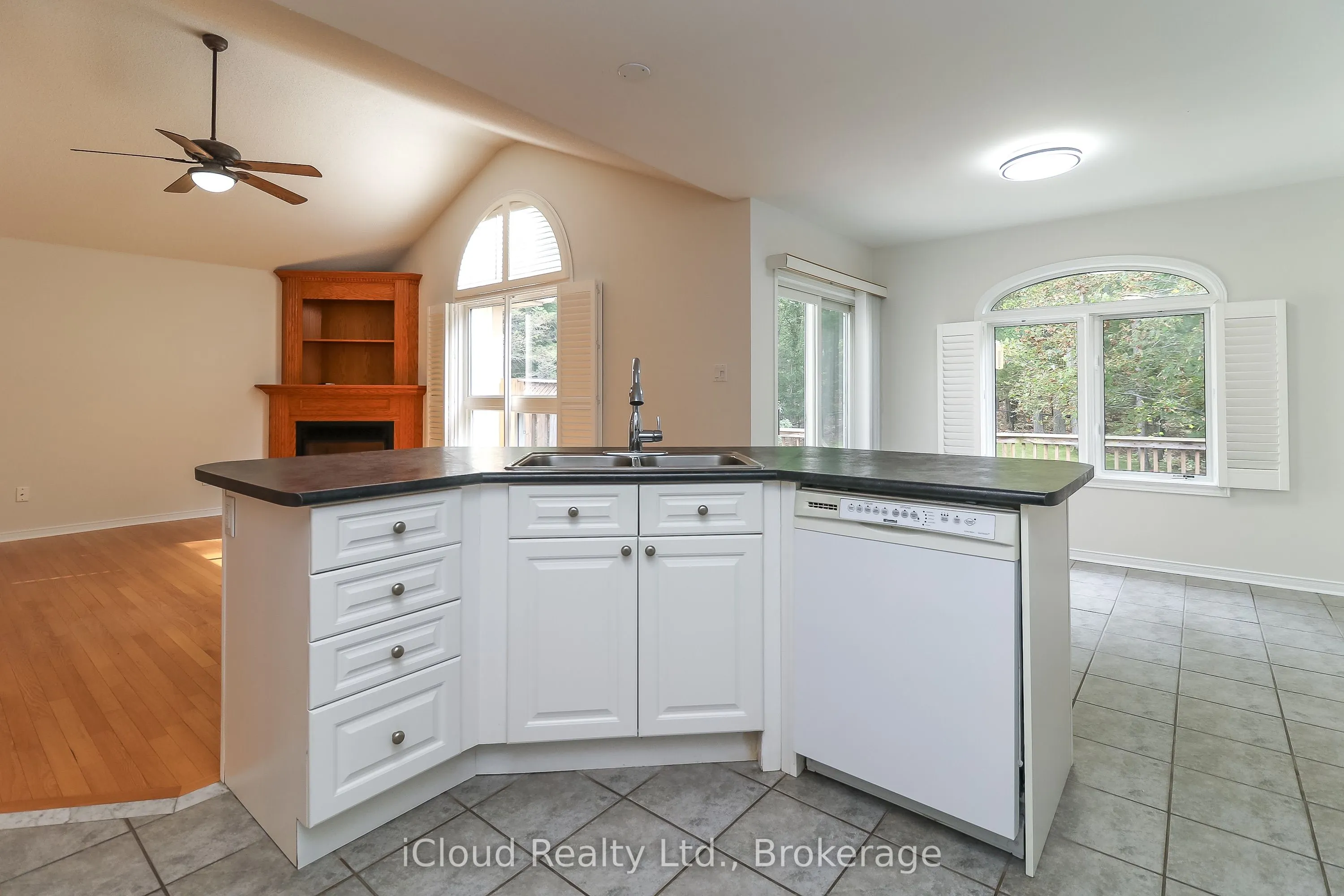 154 Royal Beech Drive