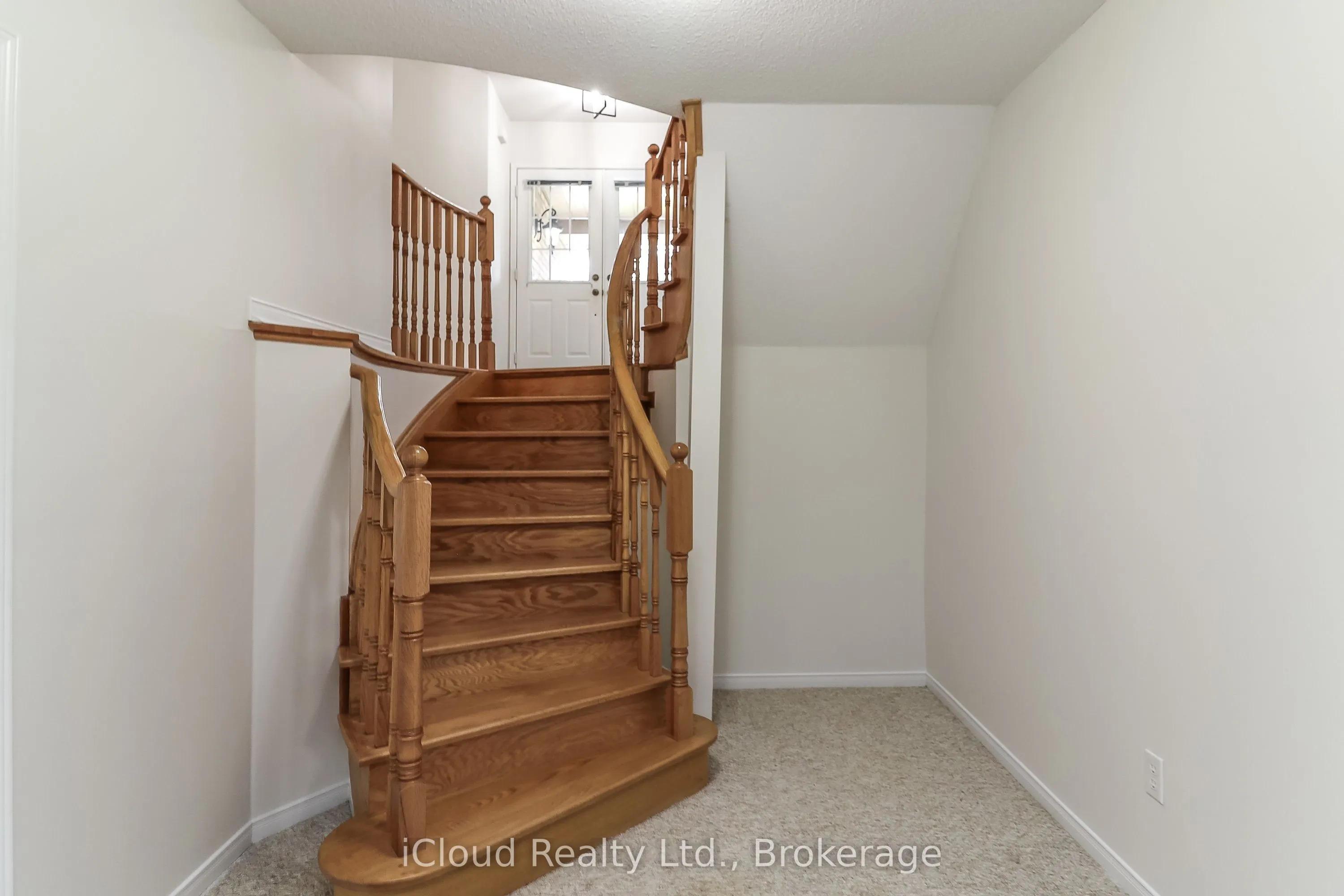 154 Royal Beech Drive