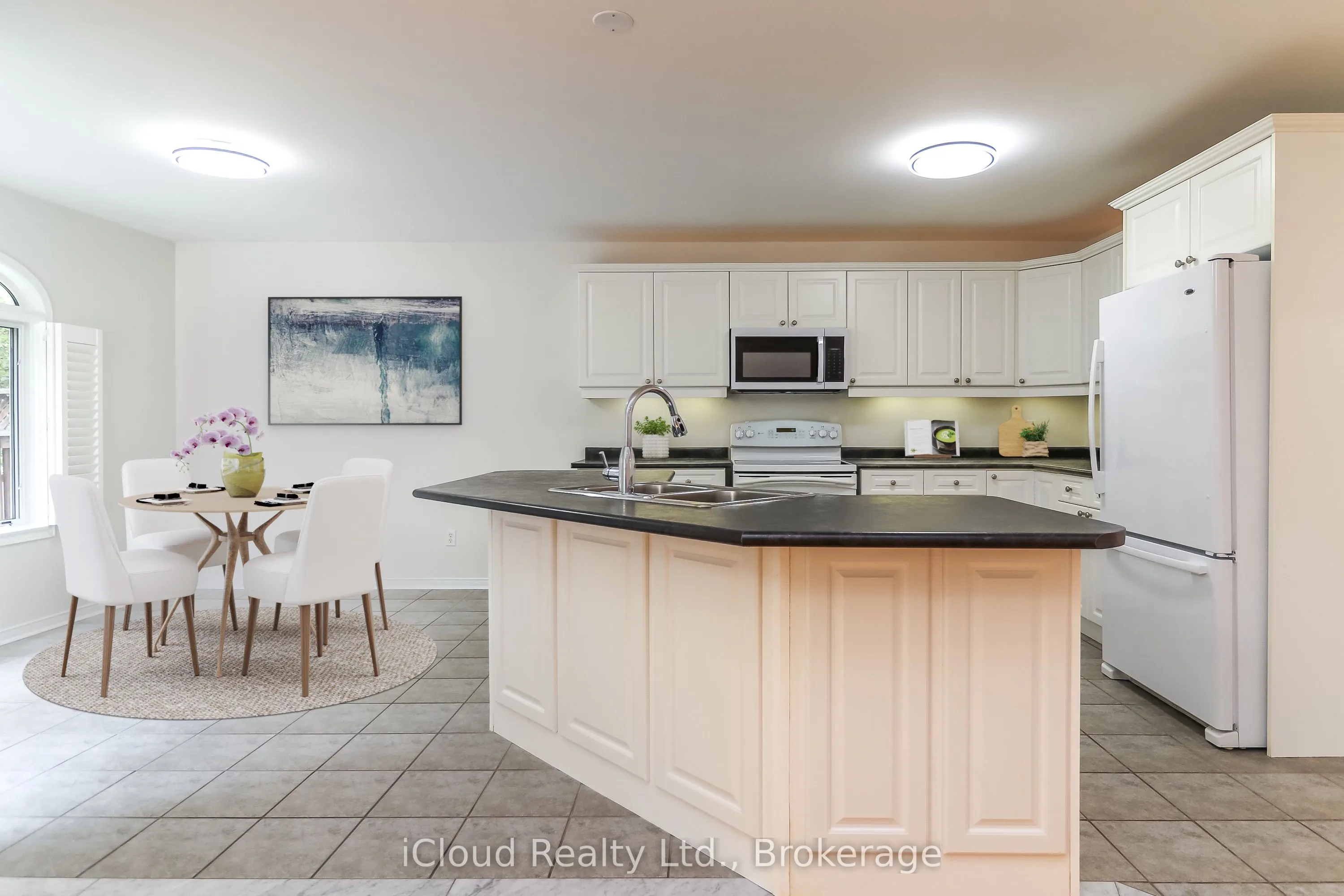 154 Royal Beech Drive