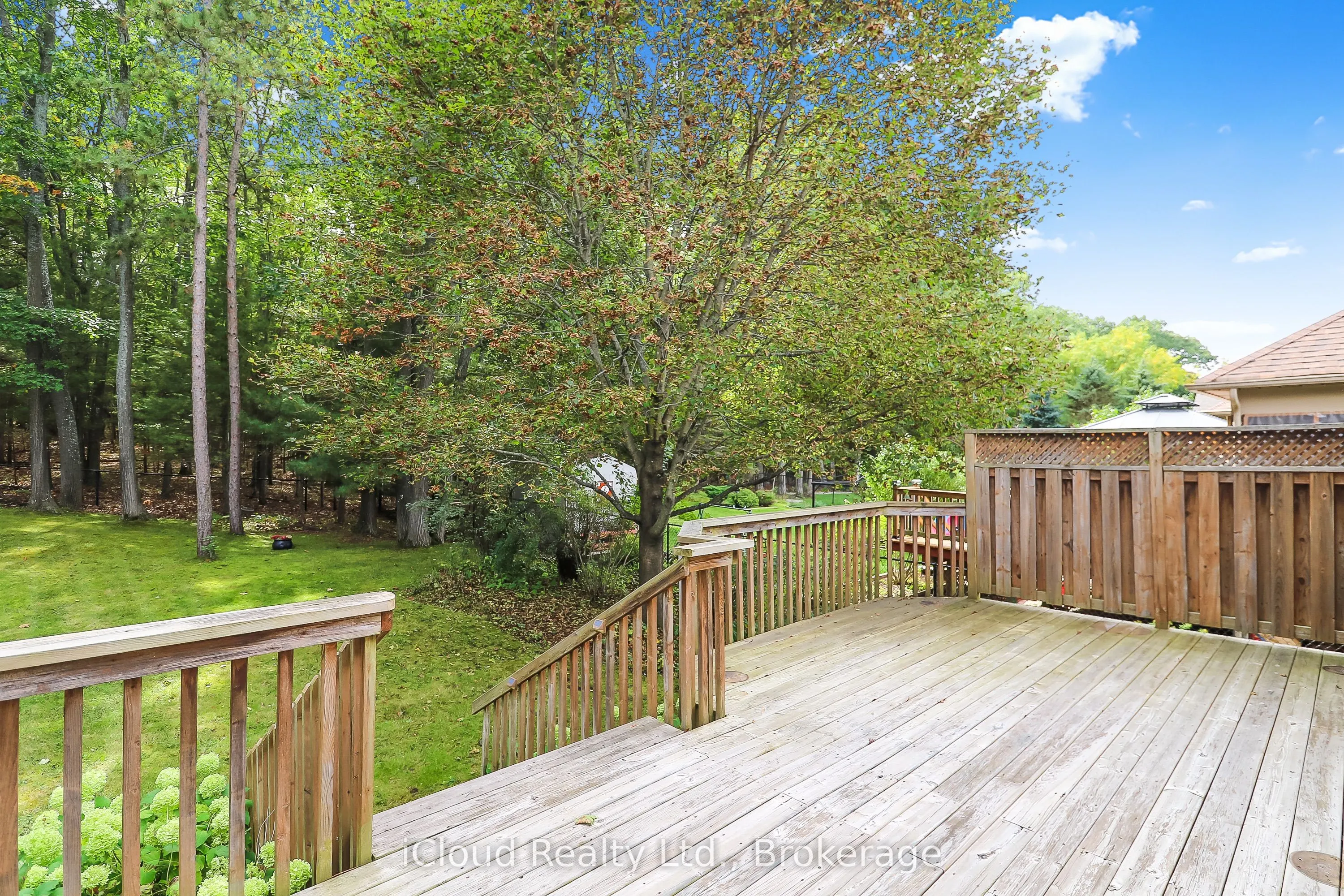 154 Royal Beech Drive