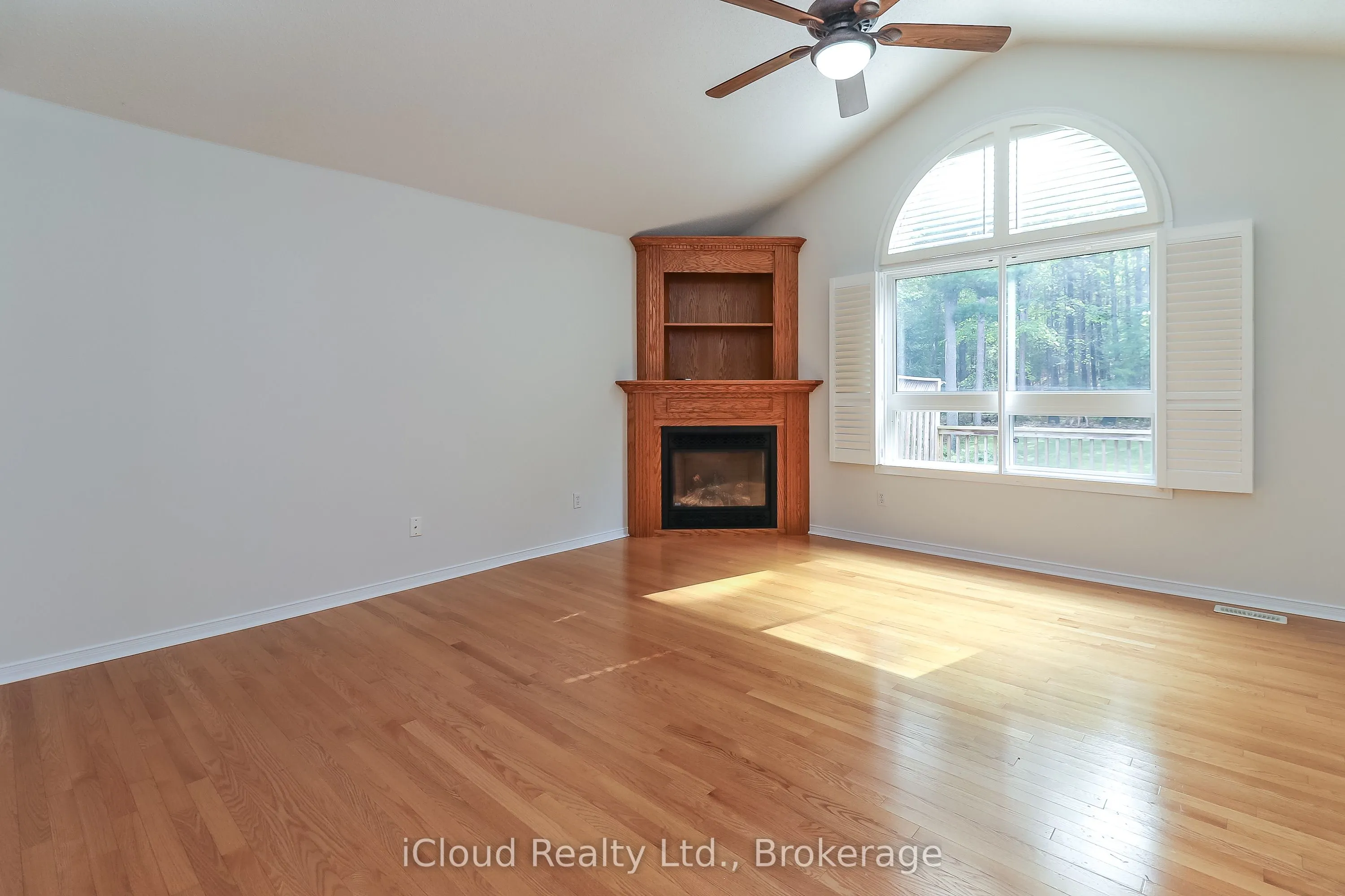 154 Royal Beech Drive