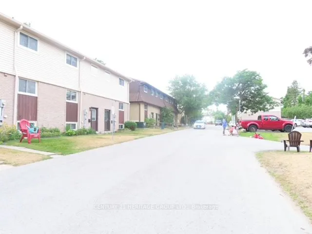 233 Innisfil Street, #12