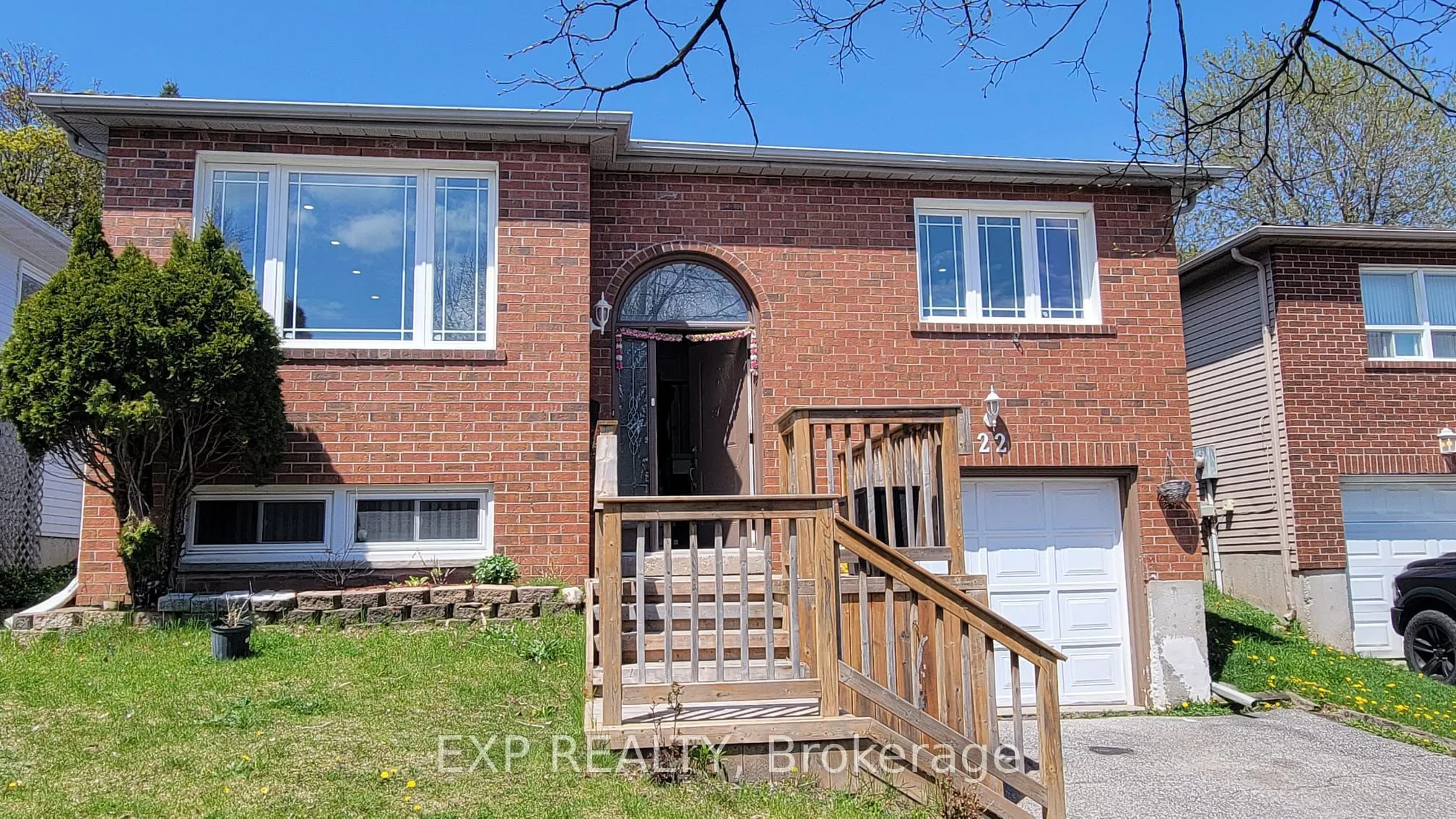 22 Engel Crescent