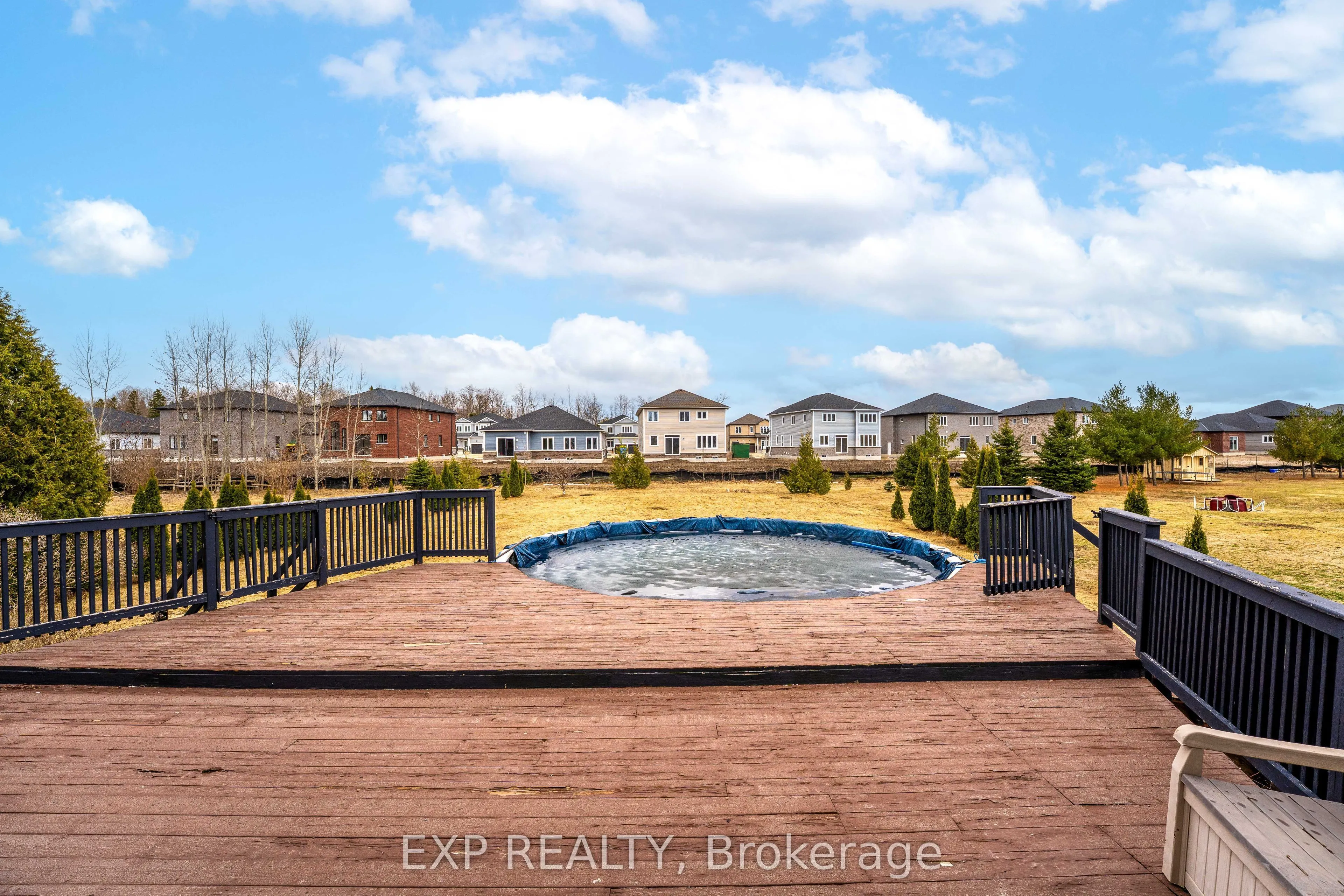20 Wasaga Sands Drive