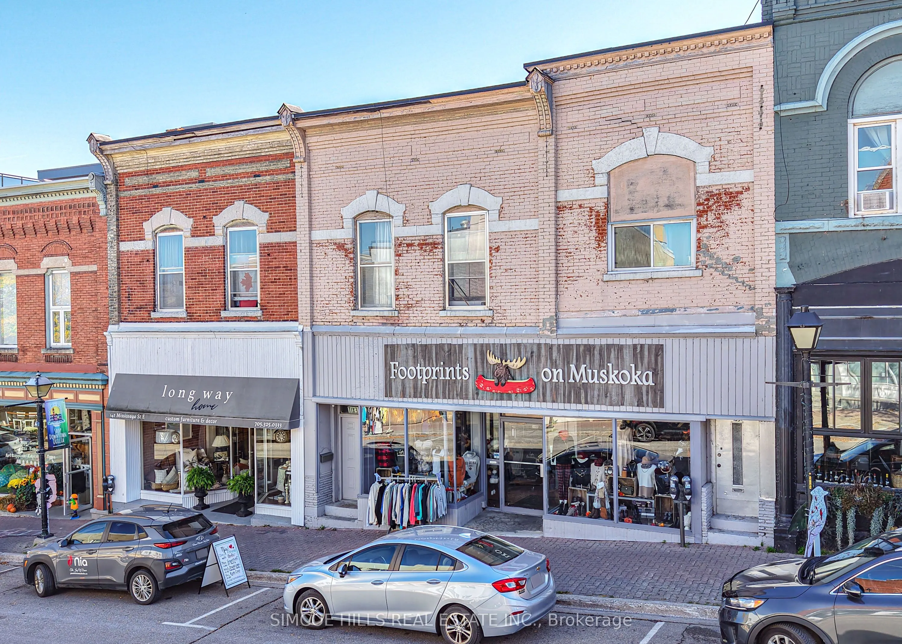 137 and 141 mississaga Street E
