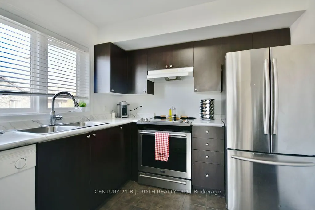25 Madelaine Drive, #5