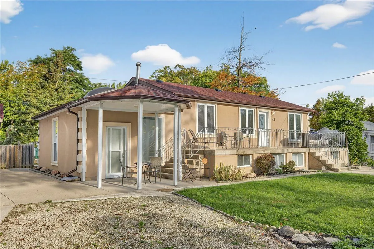 44 Glenwood Drive