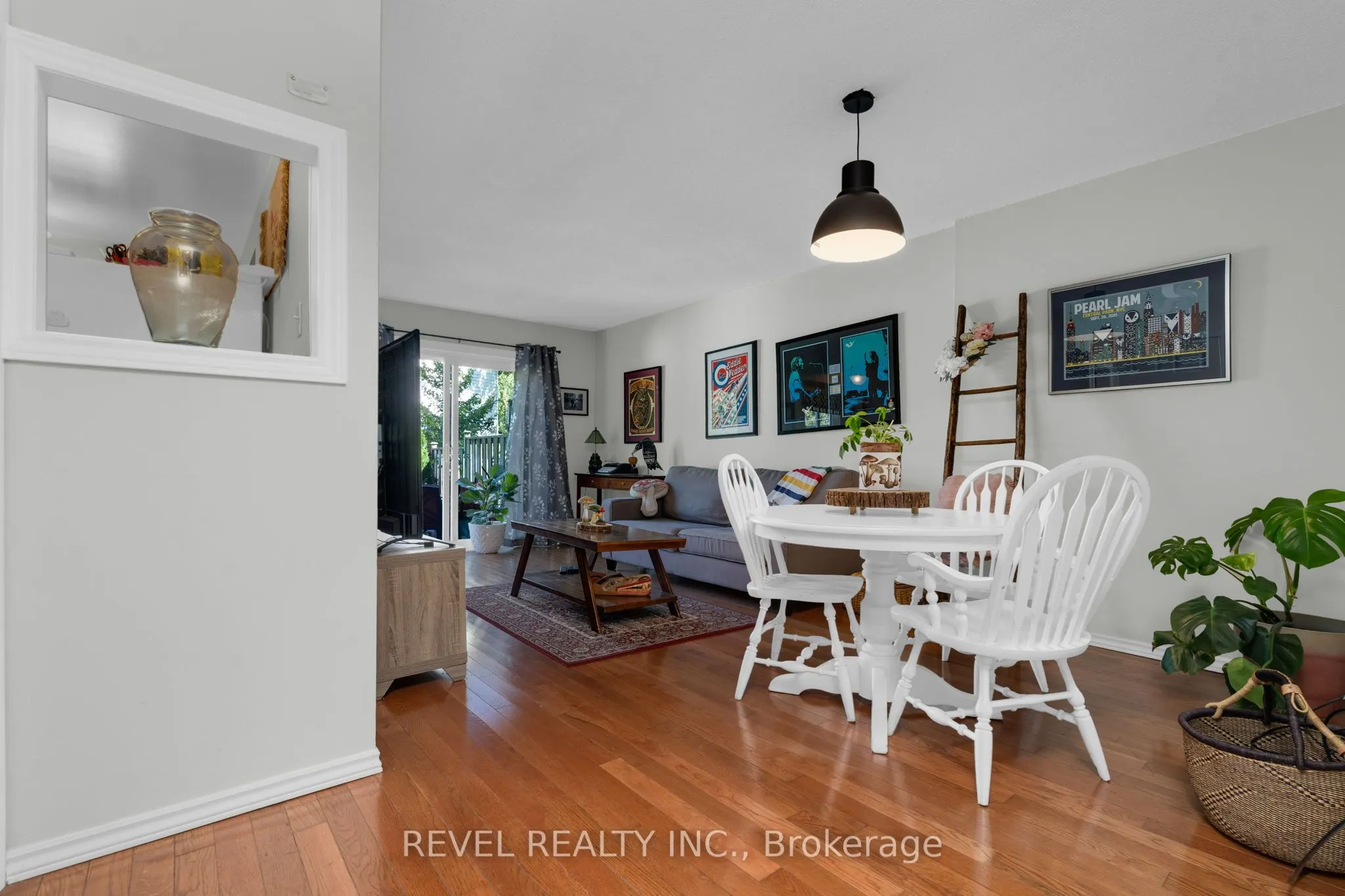 28 Donald Street, #68