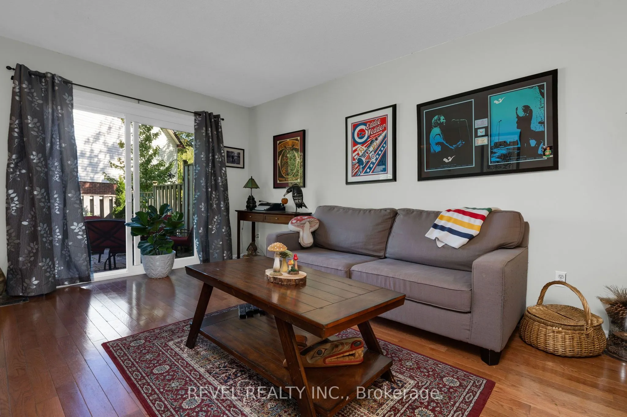 28 Donald Street, #68