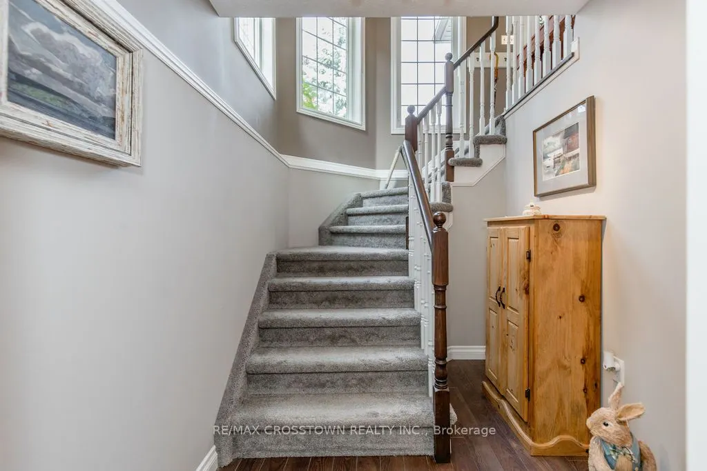 57 FOREST DALE Drive