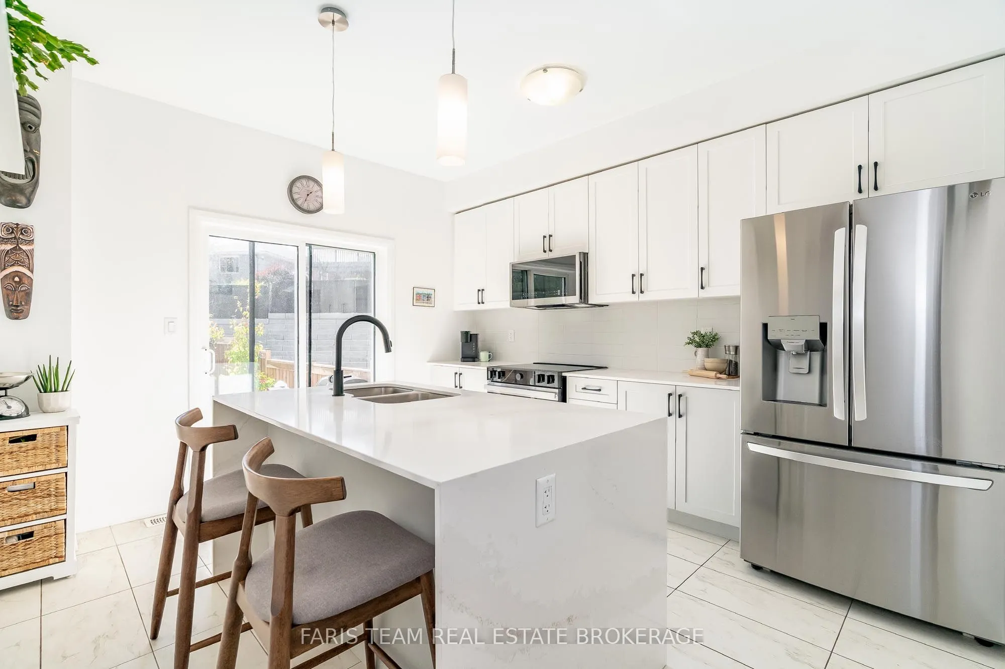 16 Lahey Crescent