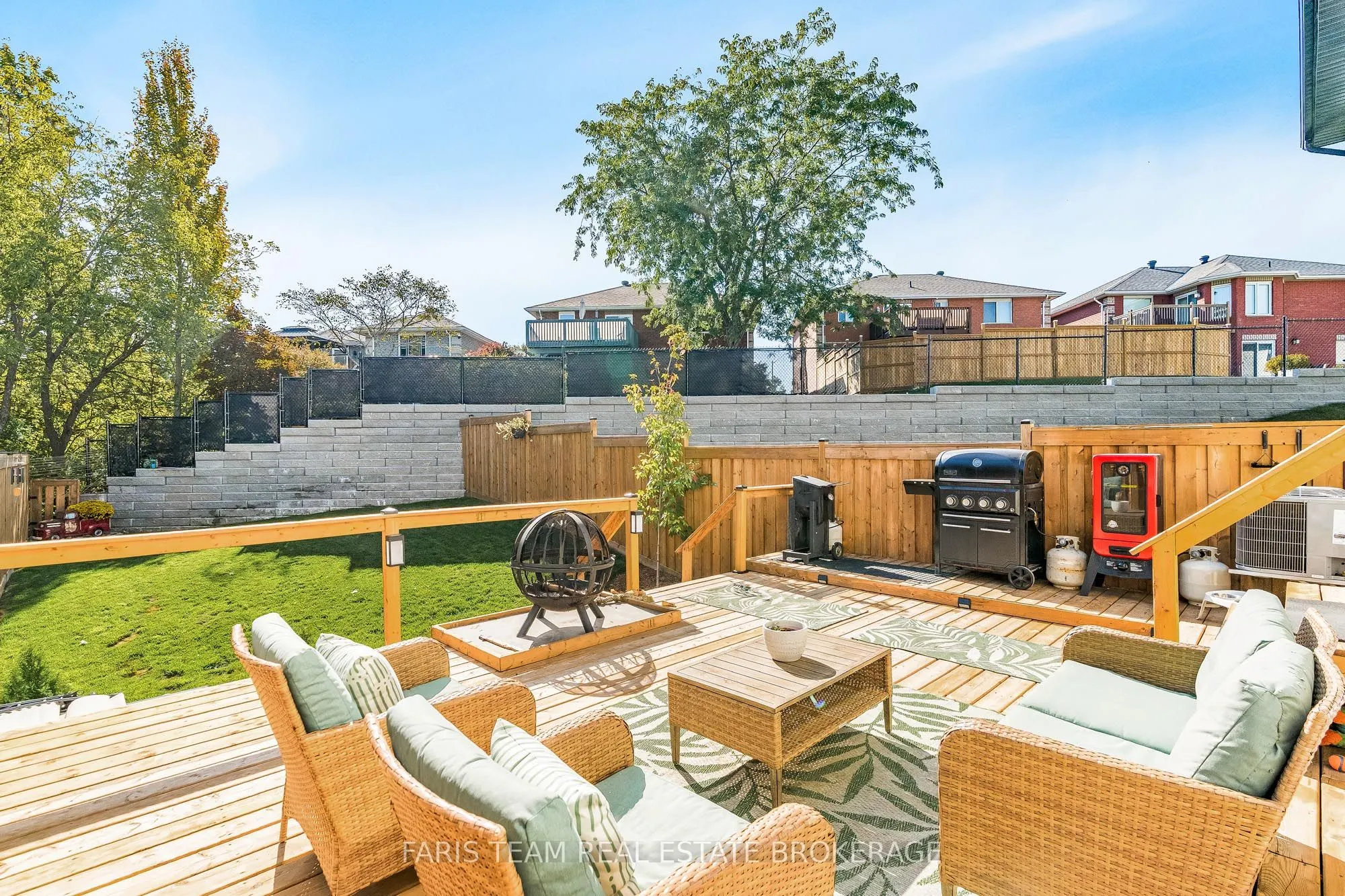 16 Lahey Crescent