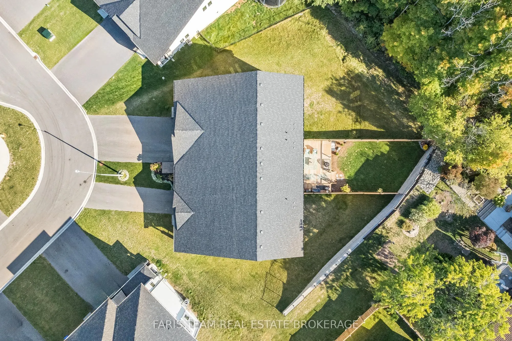 16 Lahey Crescent