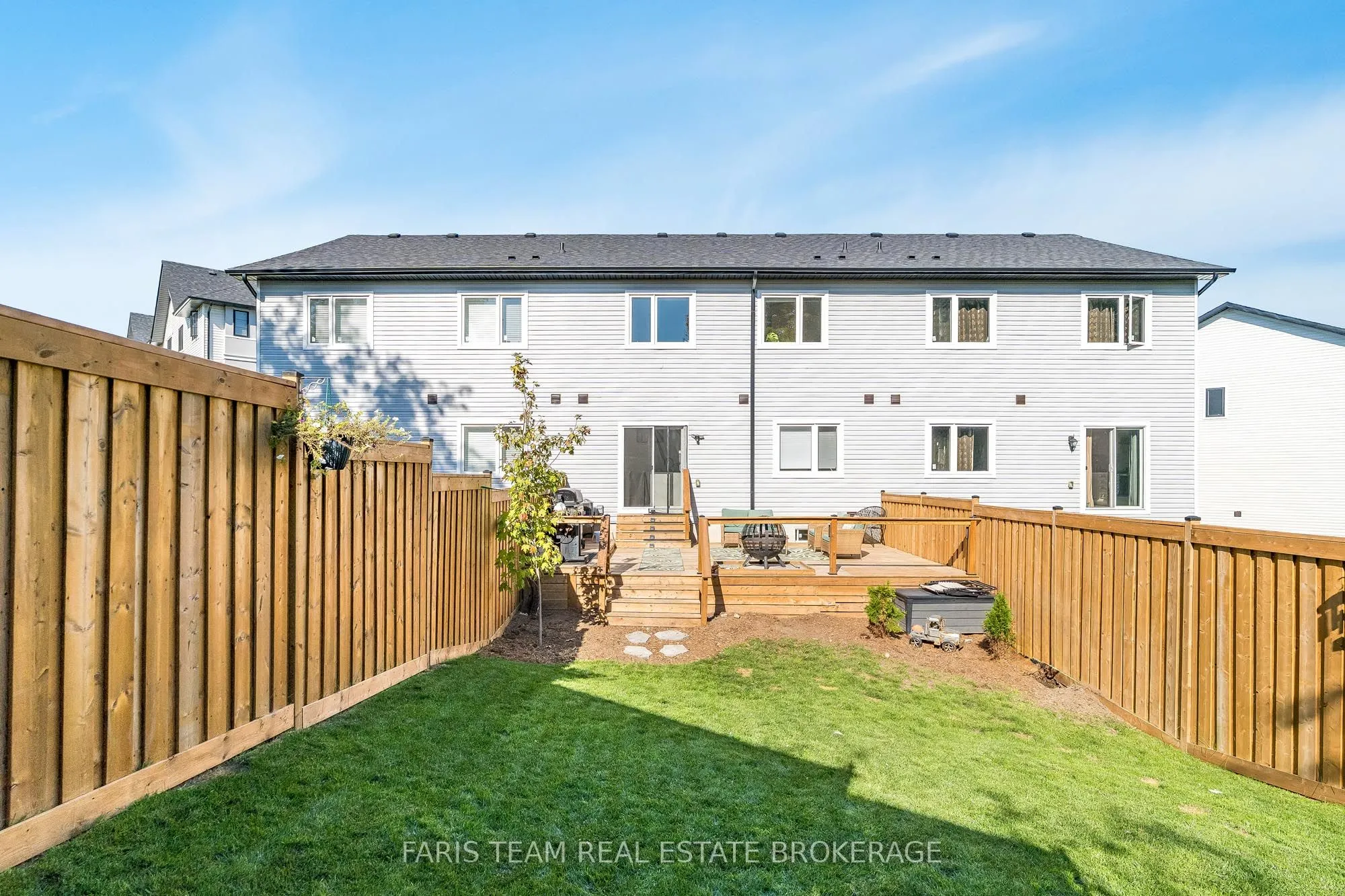 16 Lahey Crescent