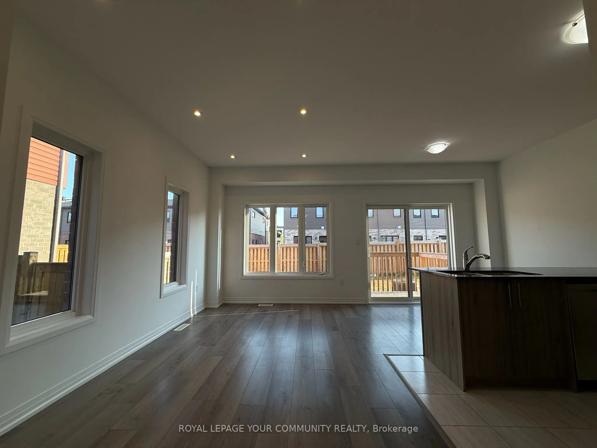 141 Turnberry Lane