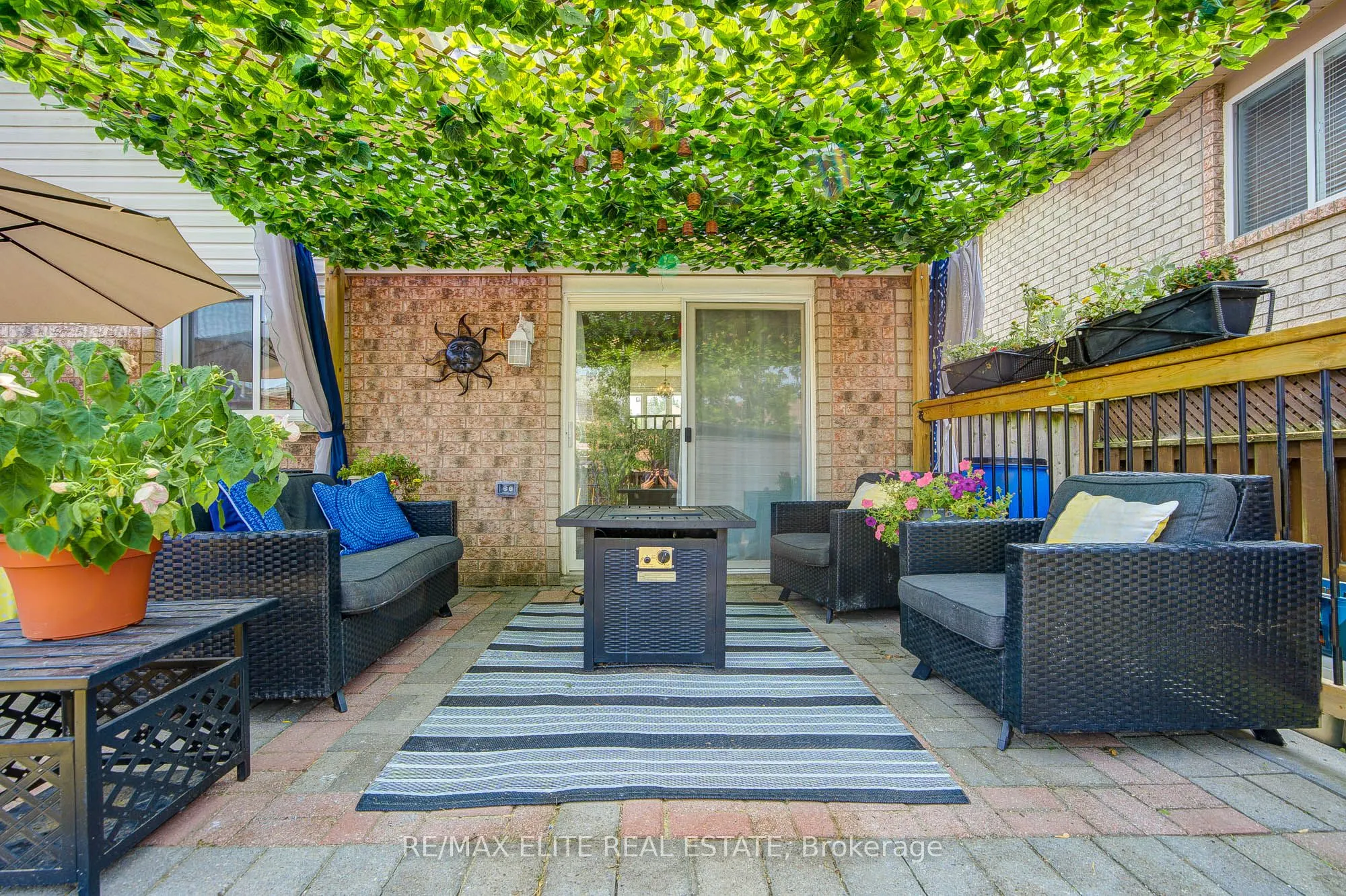 222 Country Lane
