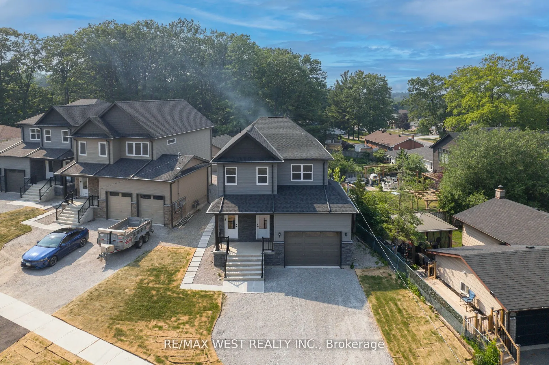 172 CUNDLES Road W, #1