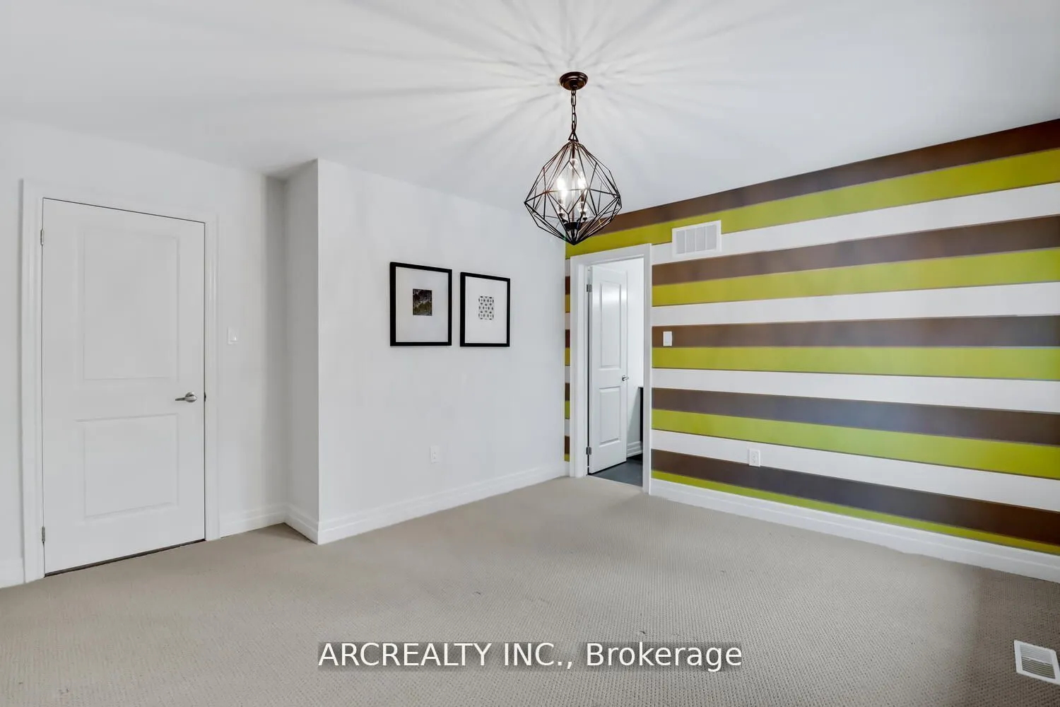 18 Moreau Way
