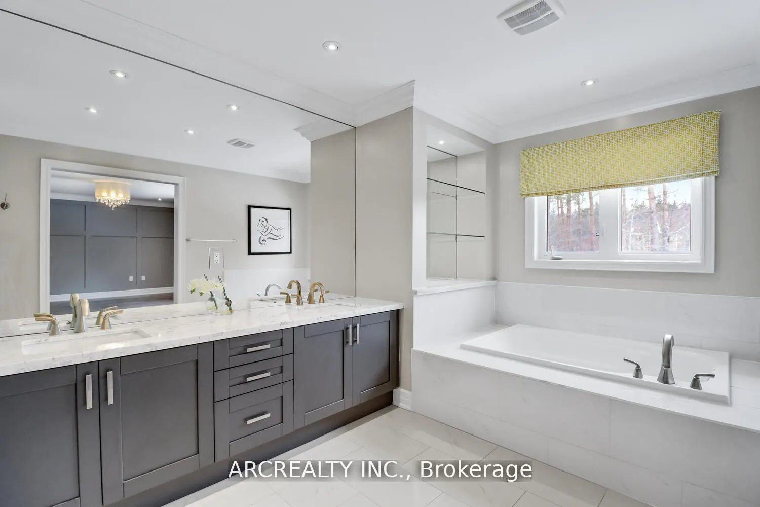 18 Moreau Way