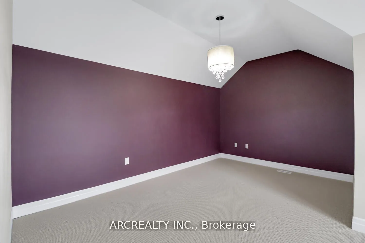 18 Moreau Way
