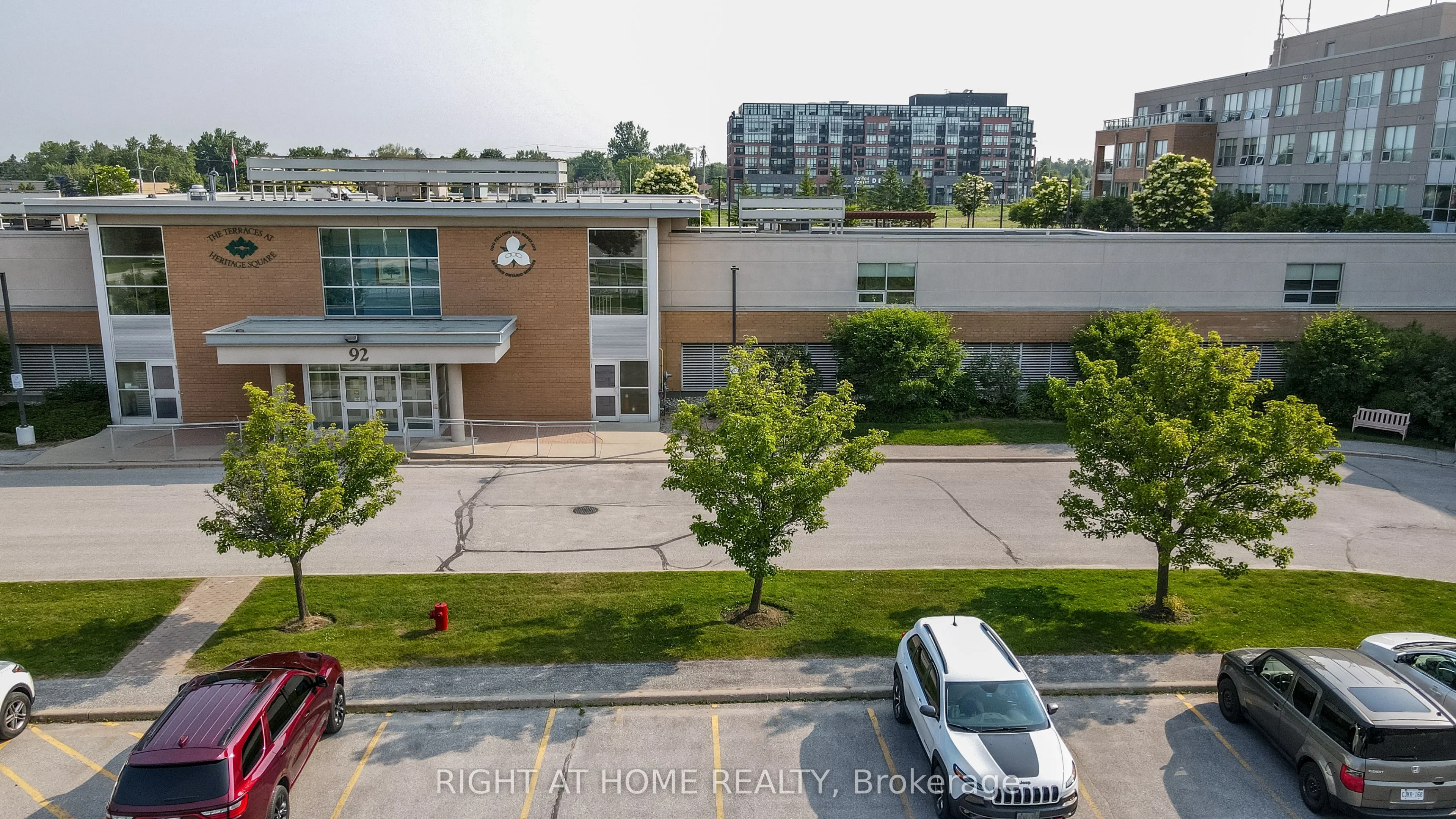 90 Dean Avenue, #101