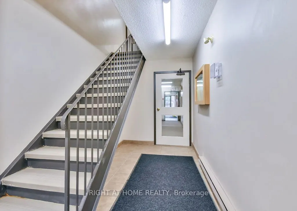 179 Edgehill Drive, #B6